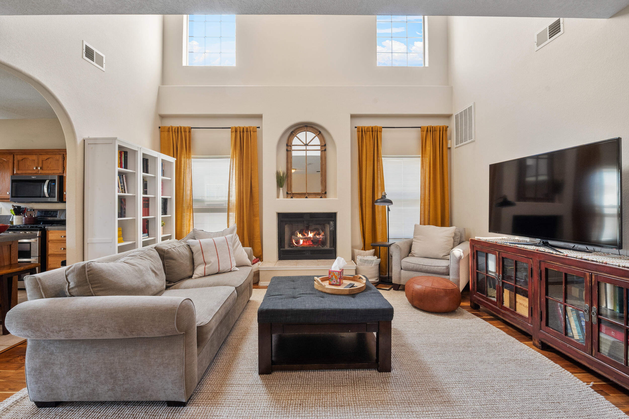 7328 PEREGRINE Road NE