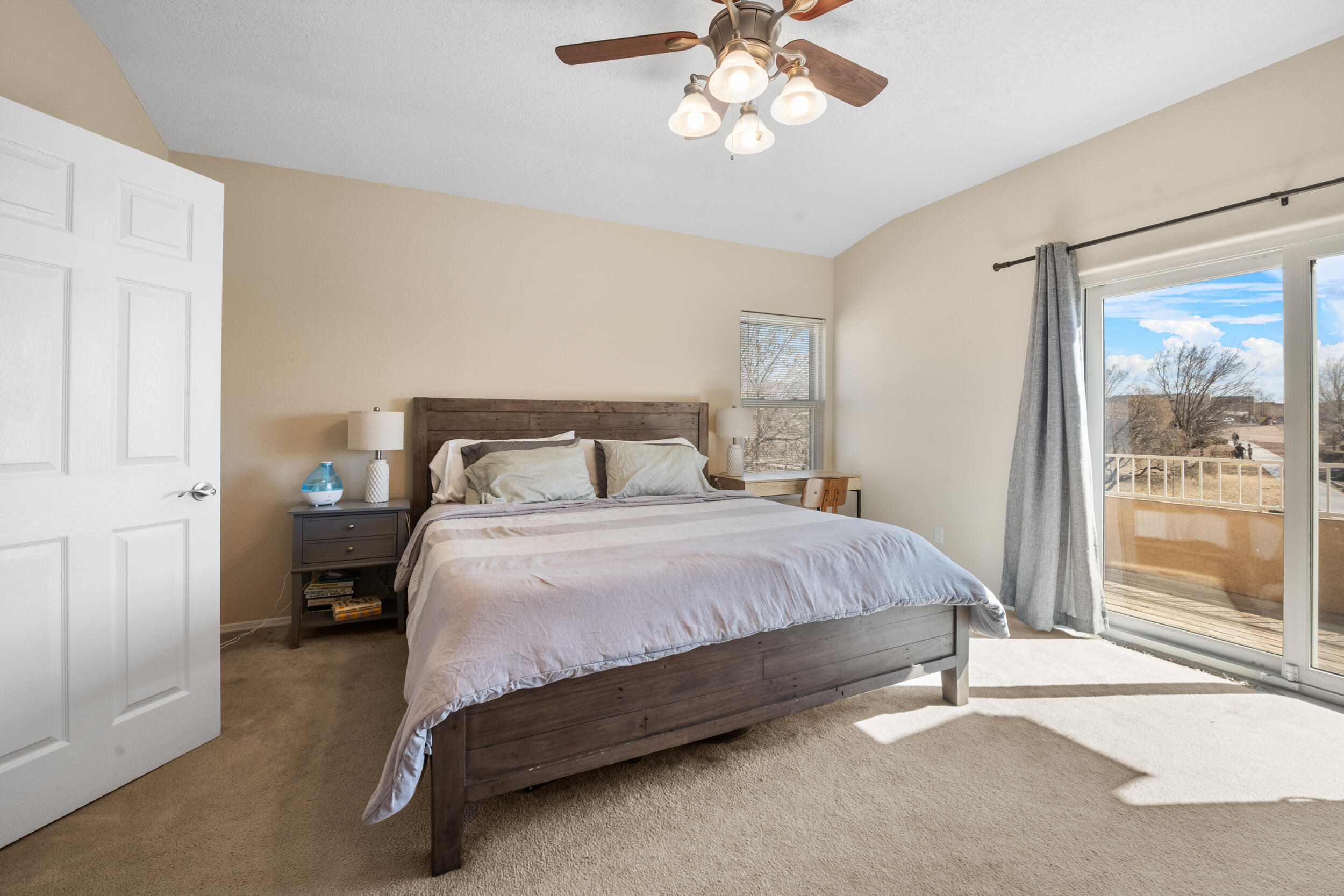 7328 PEREGRINE Road NE