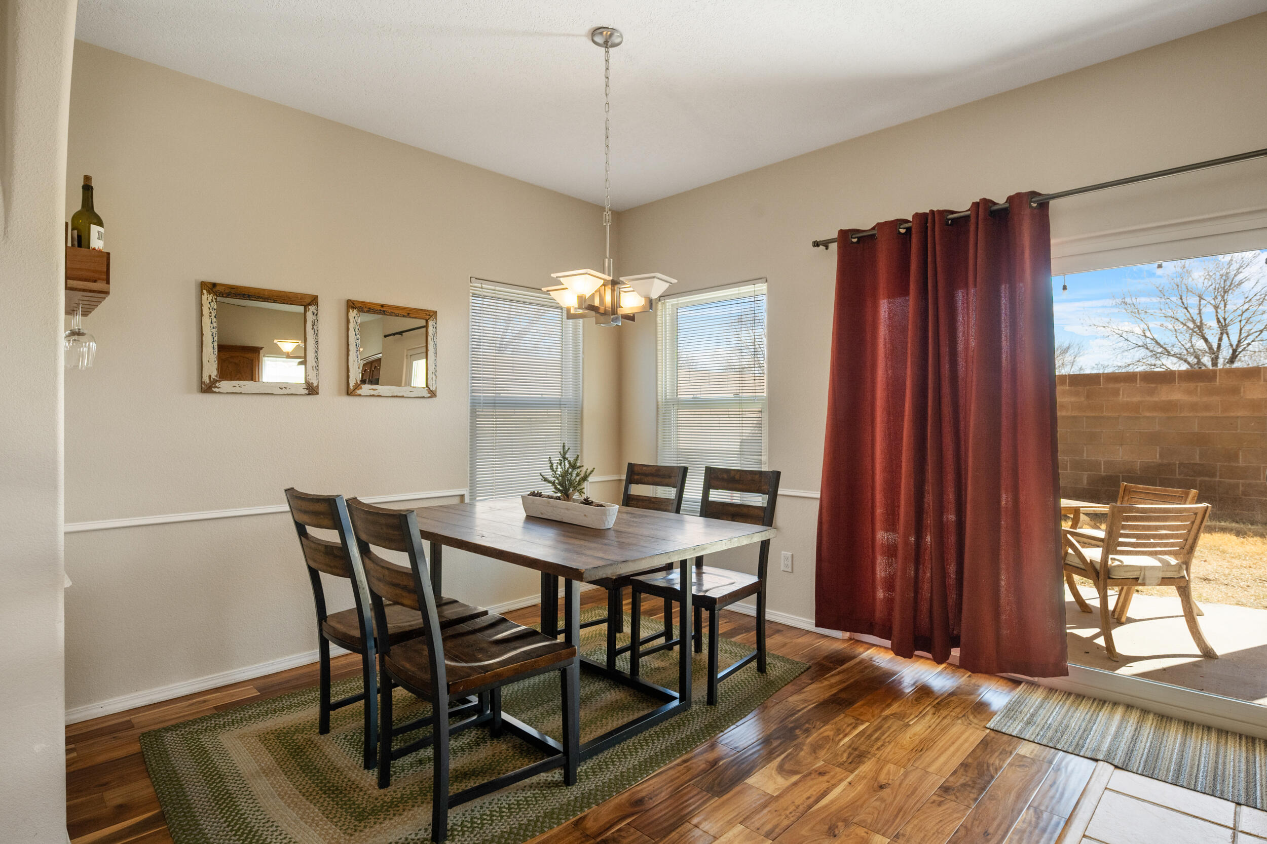 7328 PEREGRINE Road NE