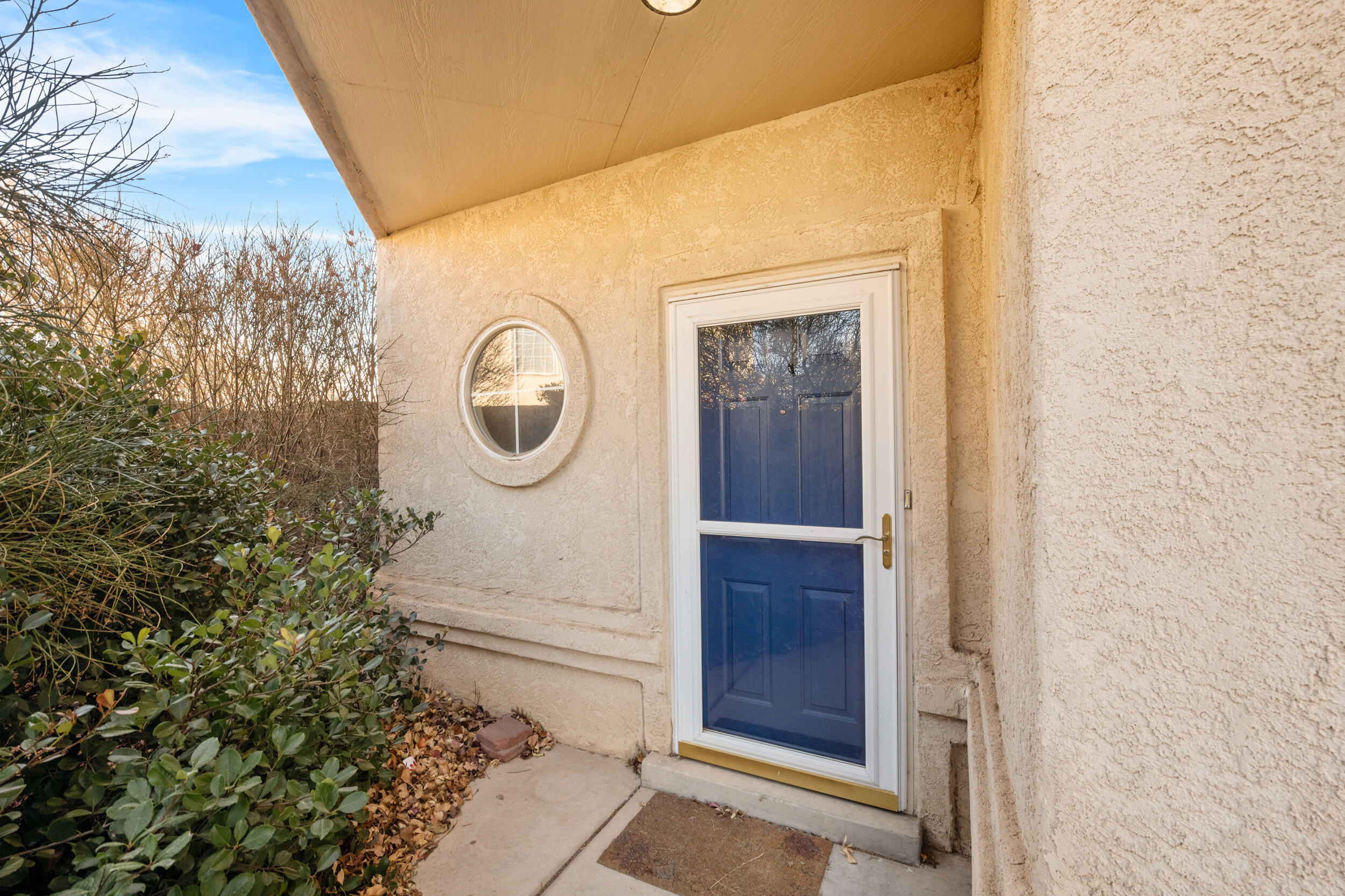 7328 PEREGRINE Road NE