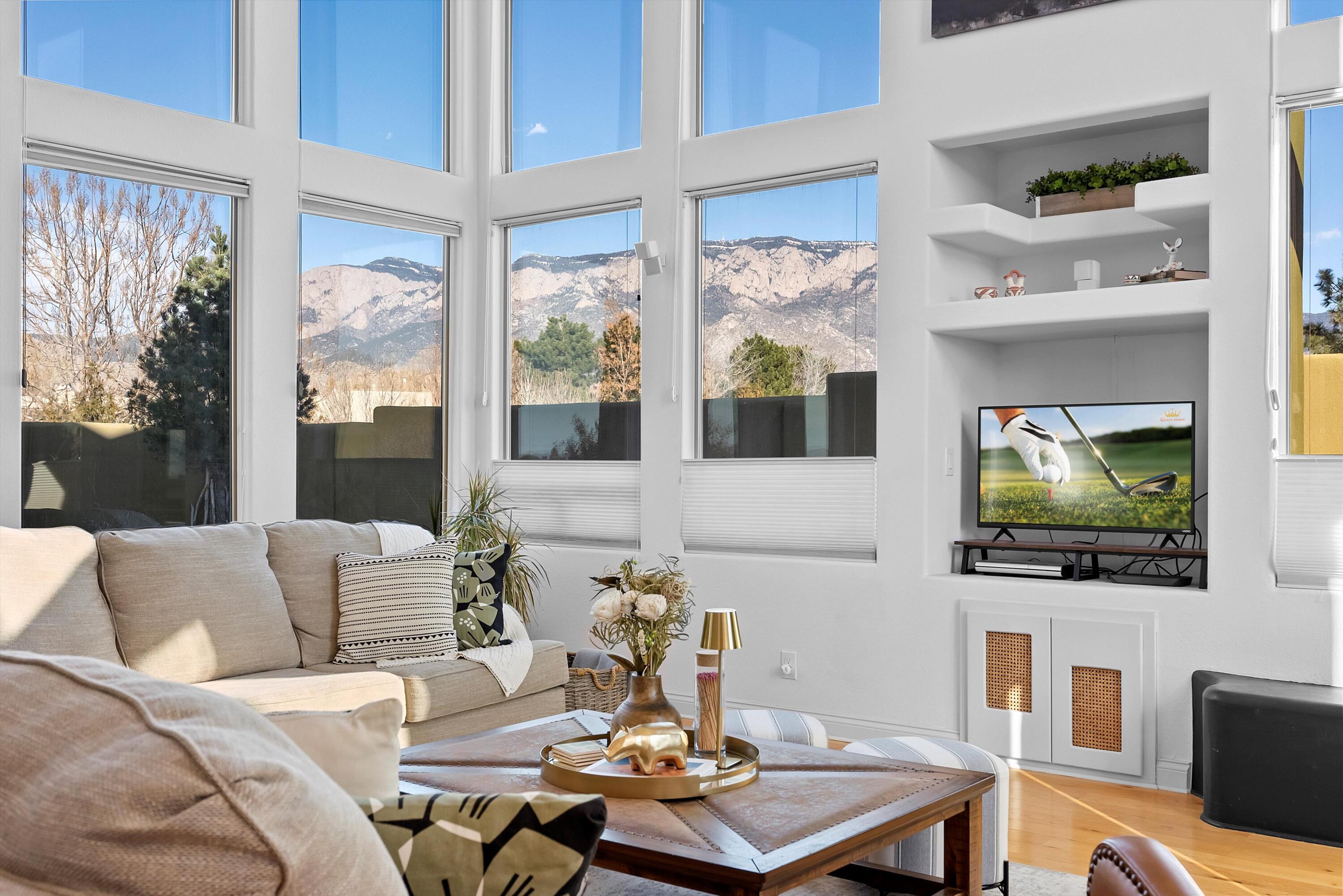 8951 ALAMEDA Boulevard NE