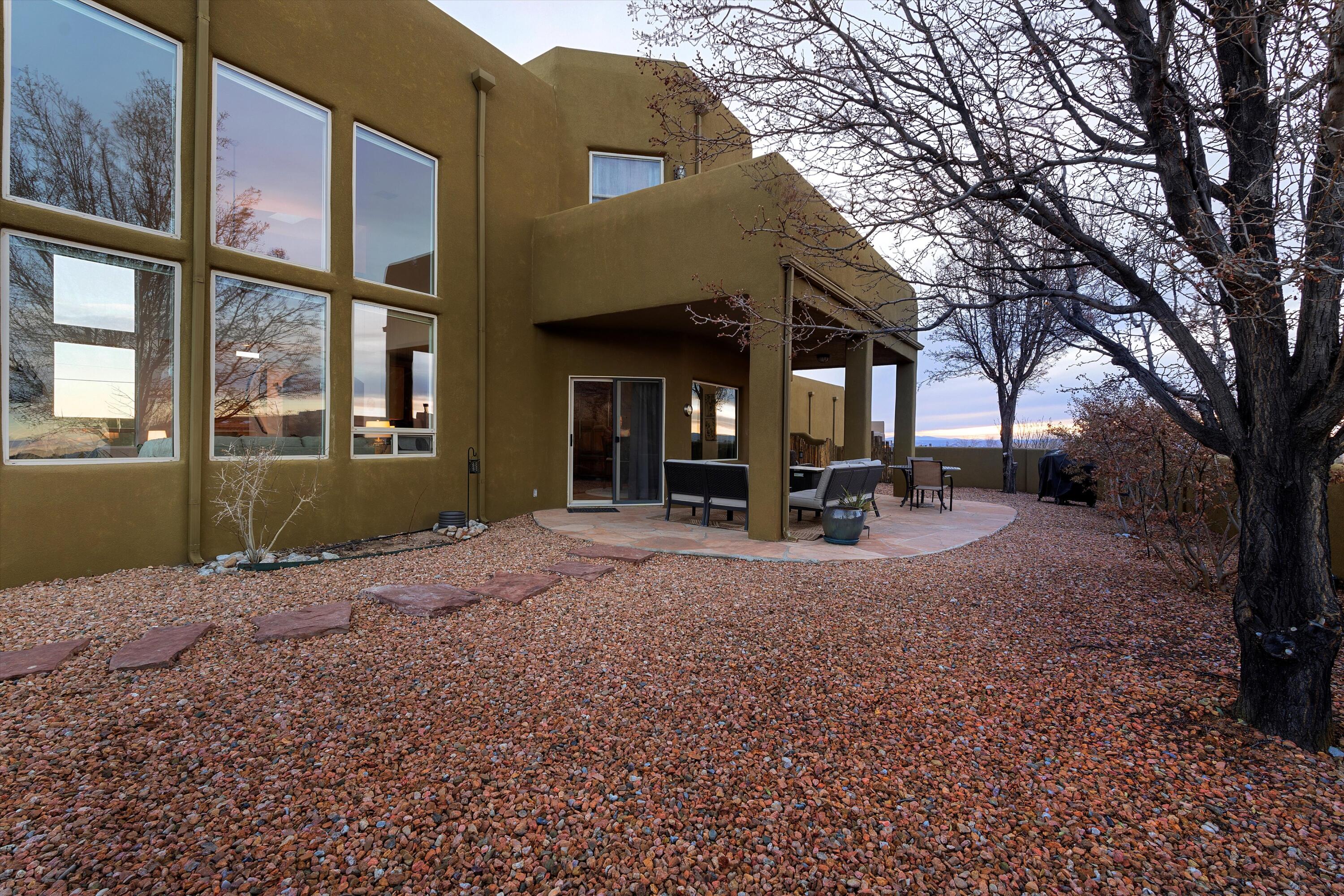 8951 ALAMEDA Boulevard NE