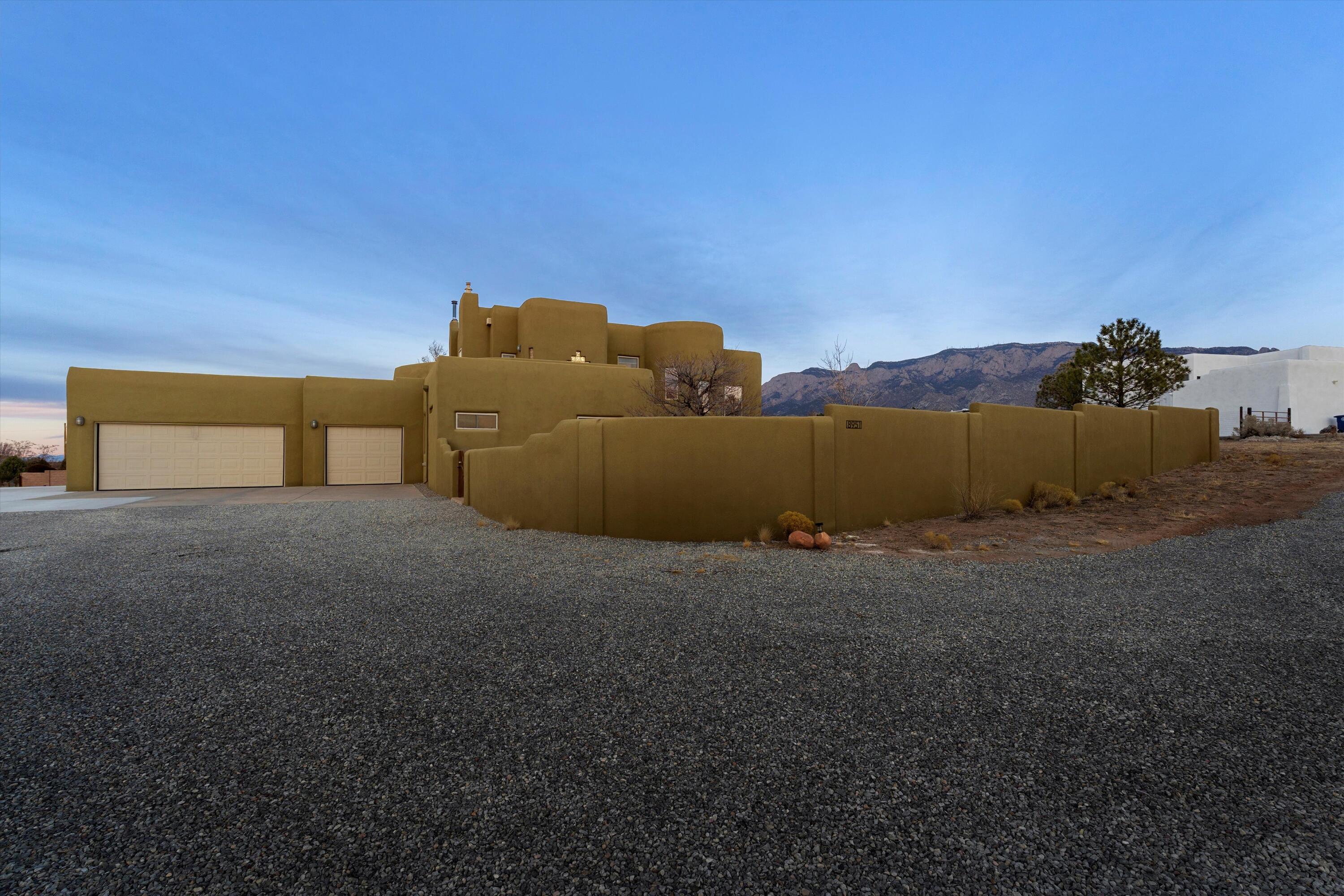 8951 ALAMEDA Boulevard NE