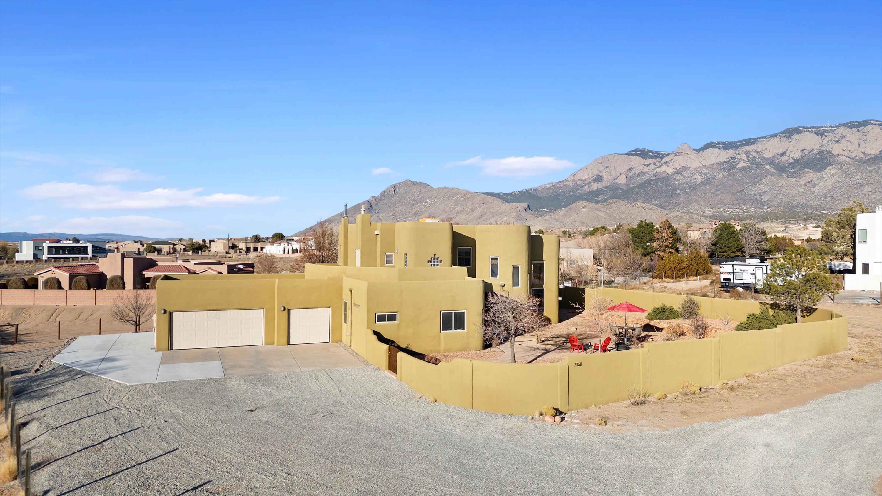 8951 ALAMEDA Boulevard NE