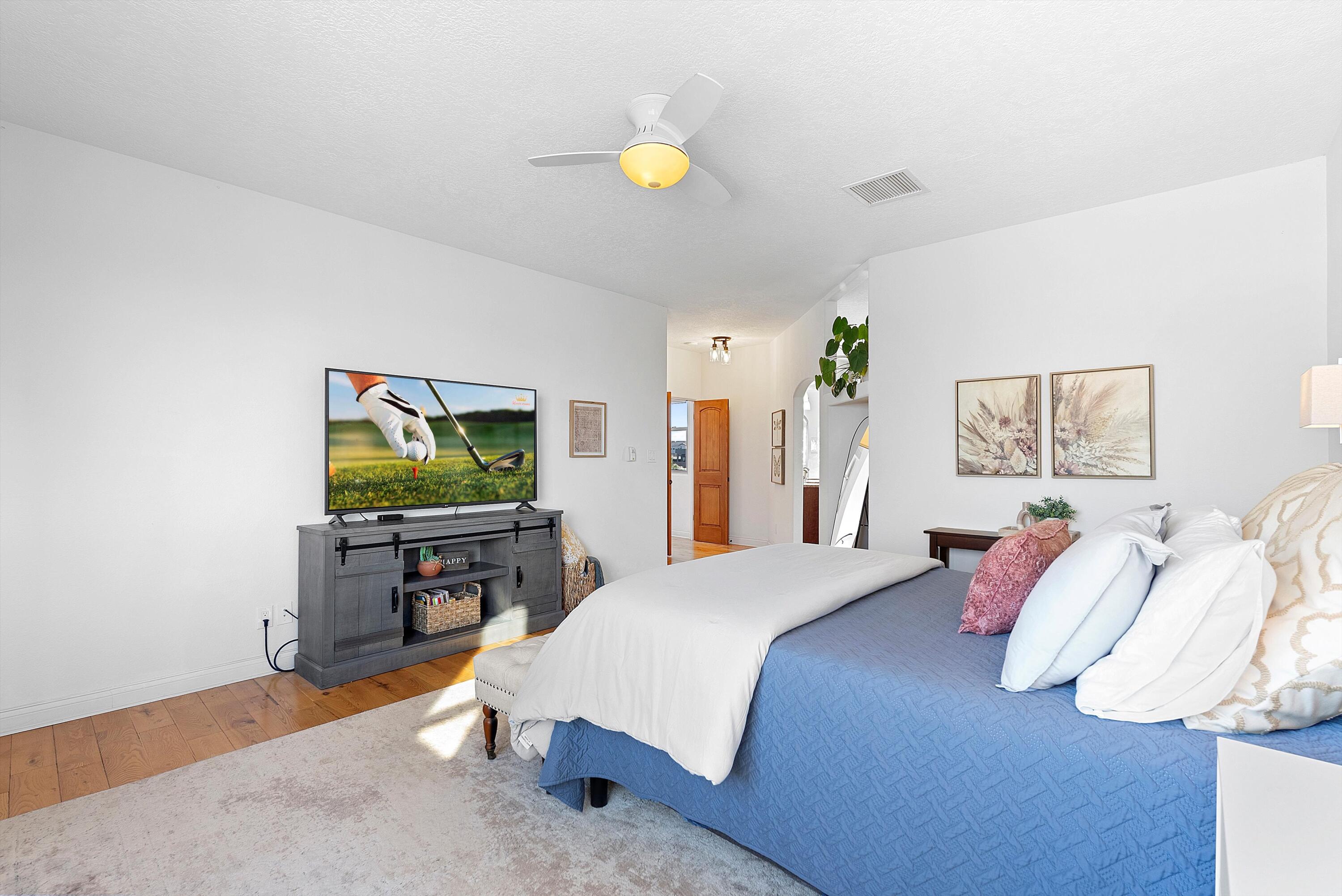 8951 ALAMEDA Boulevard NE