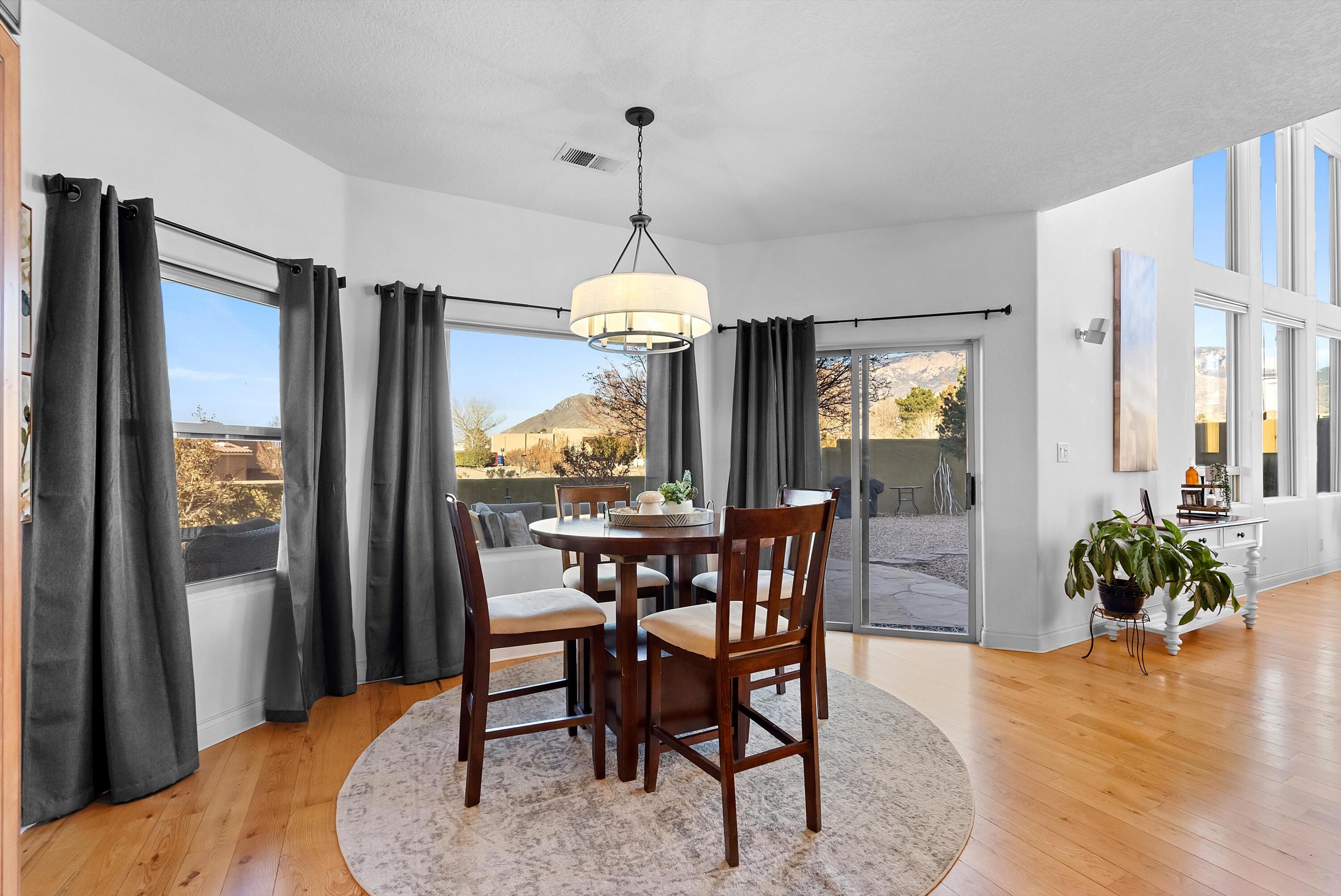 8951 ALAMEDA Boulevard NE