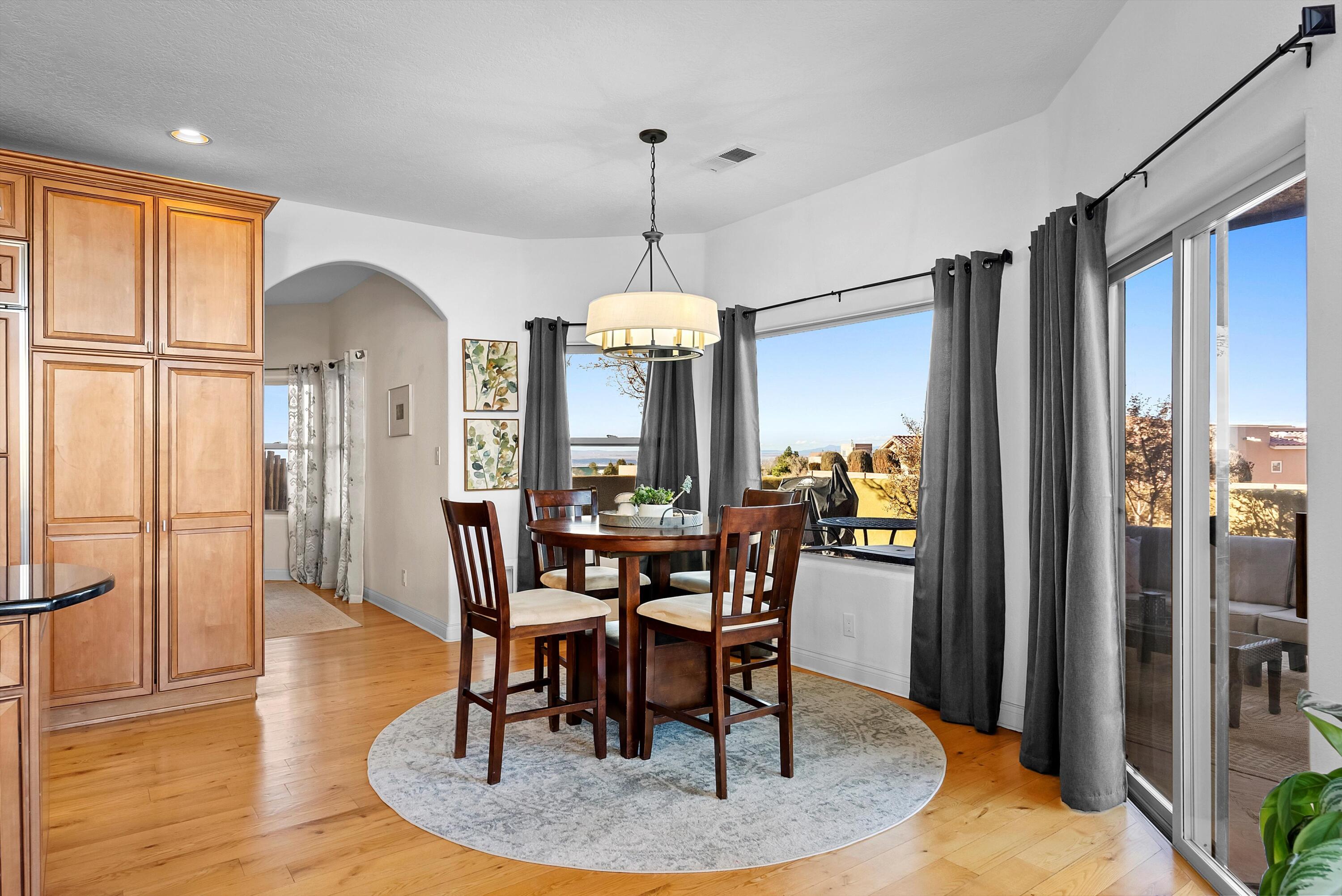 8951 ALAMEDA Boulevard NE