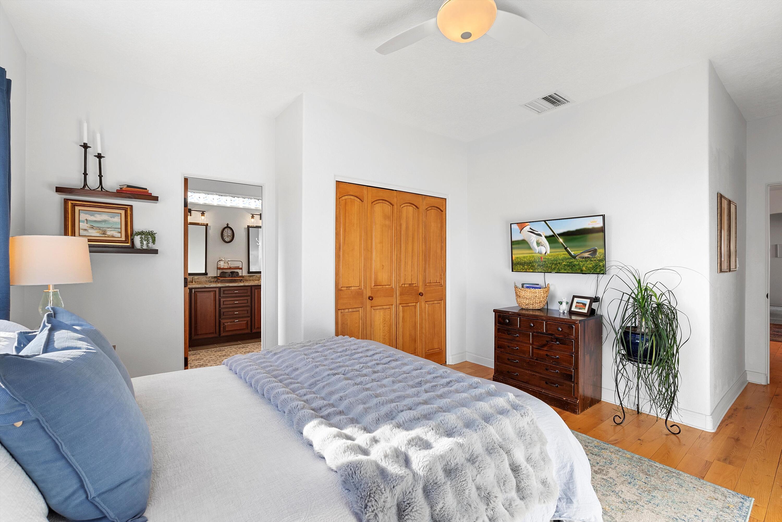 8951 ALAMEDA Boulevard NE