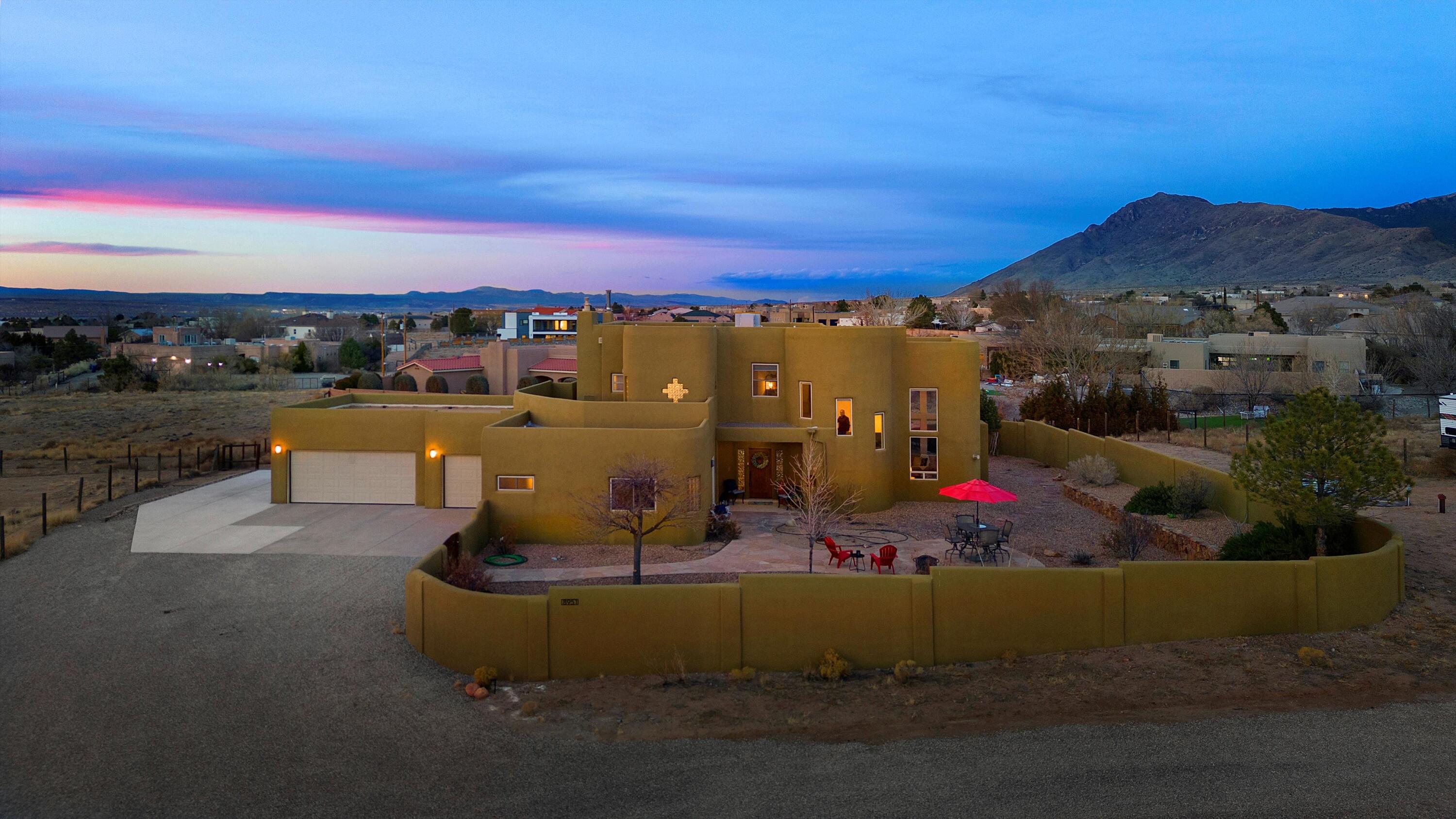 8951 ALAMEDA Boulevard NE