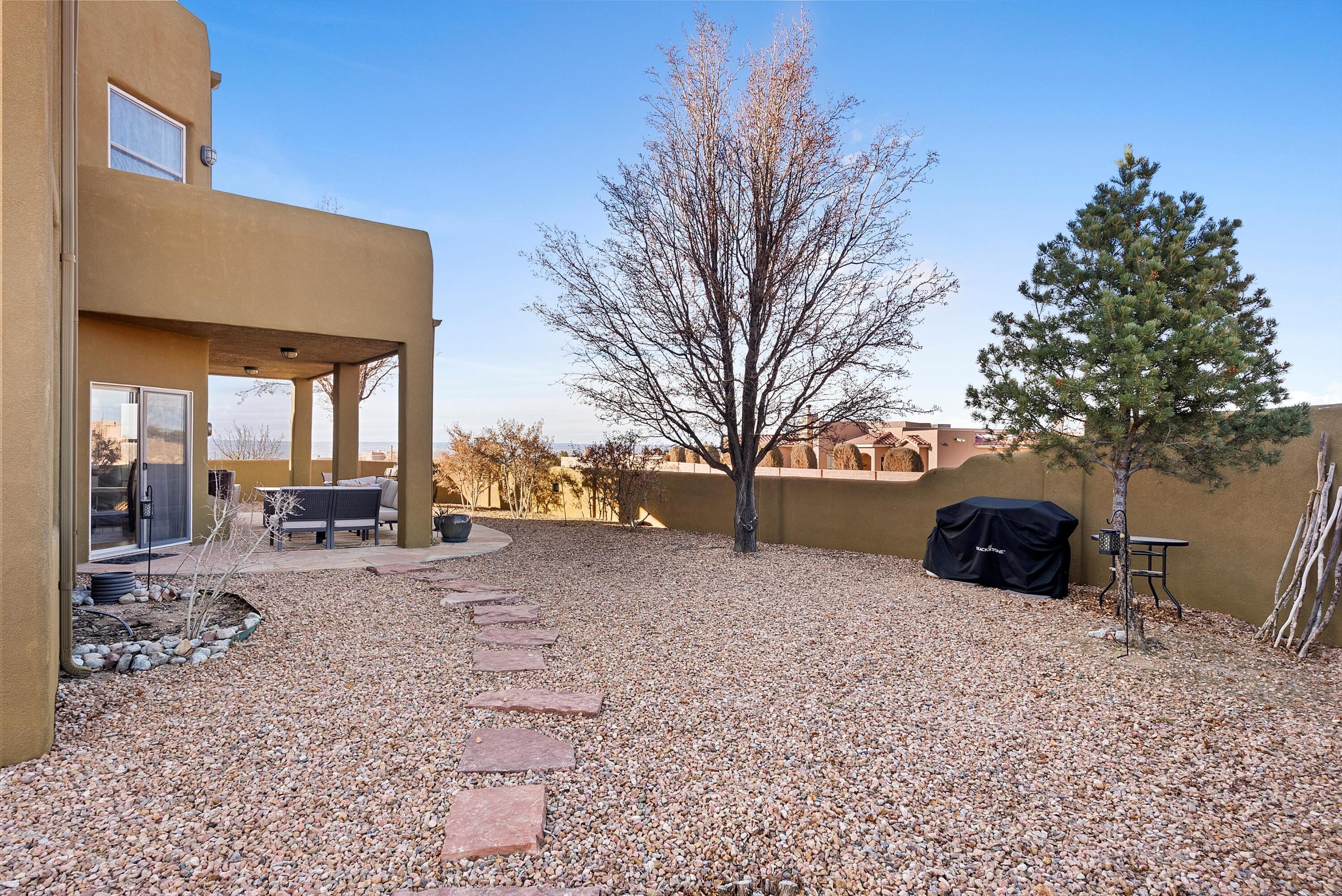 8951 ALAMEDA Boulevard NE