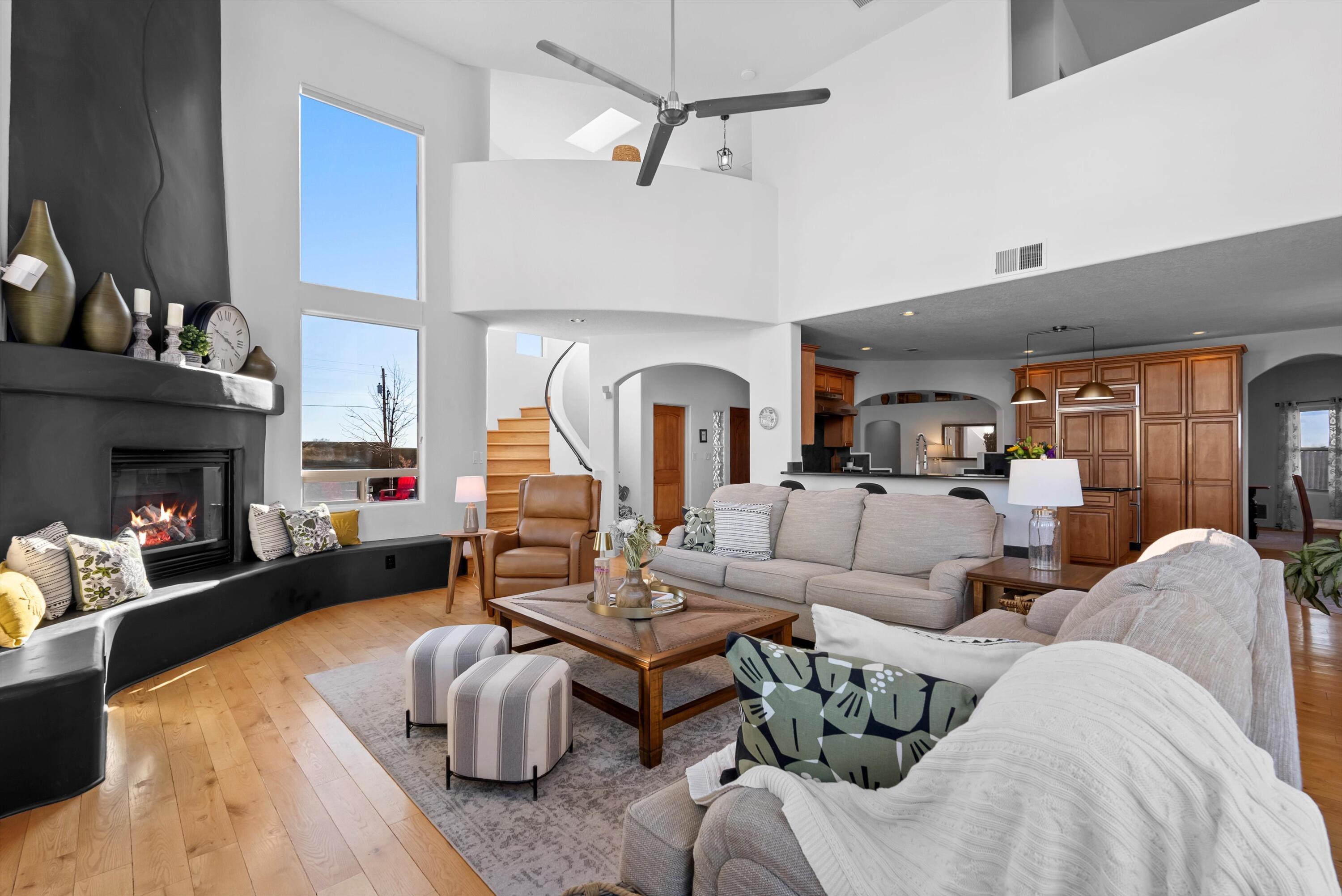 8951 ALAMEDA Boulevard NE