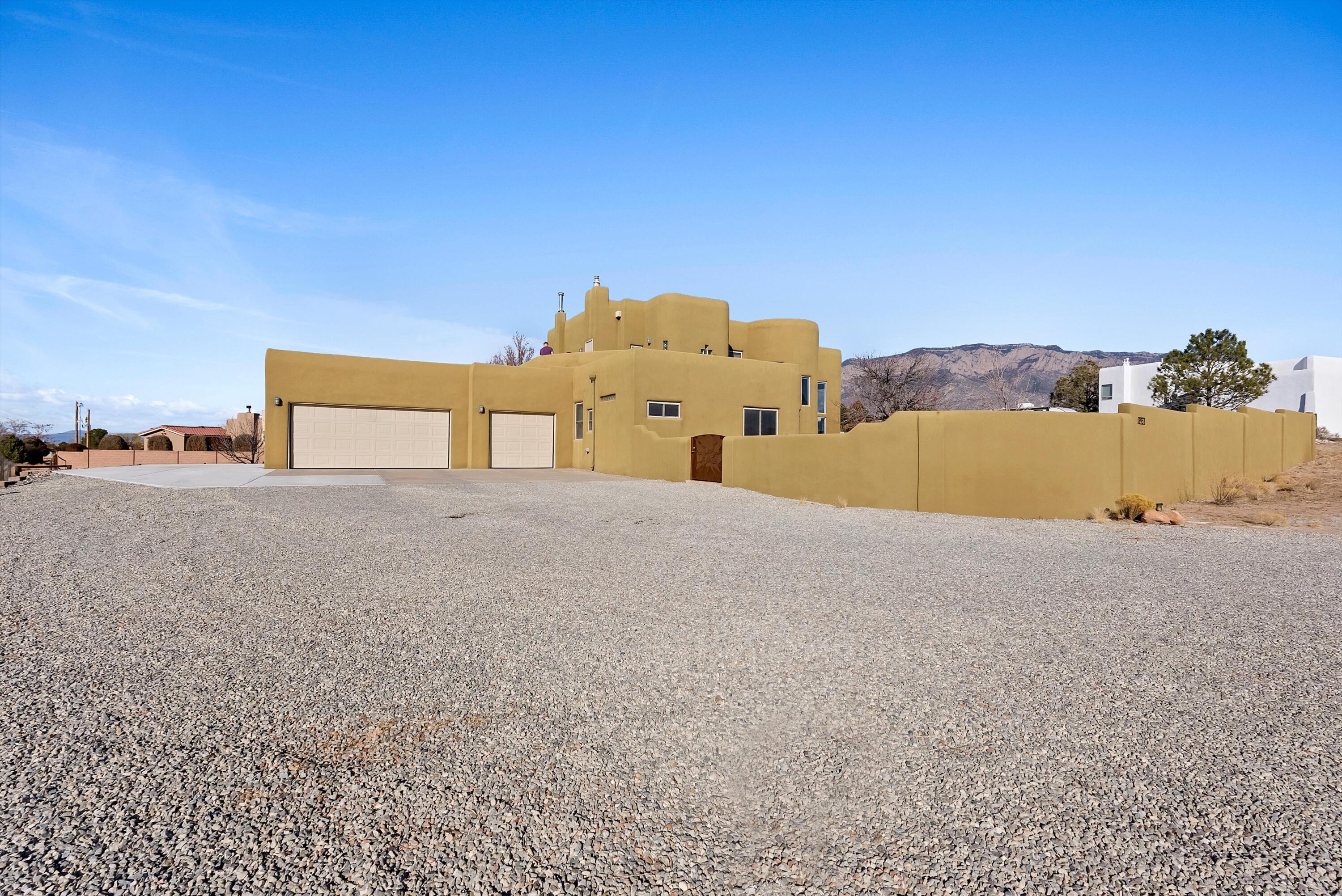 8951 ALAMEDA Boulevard NE