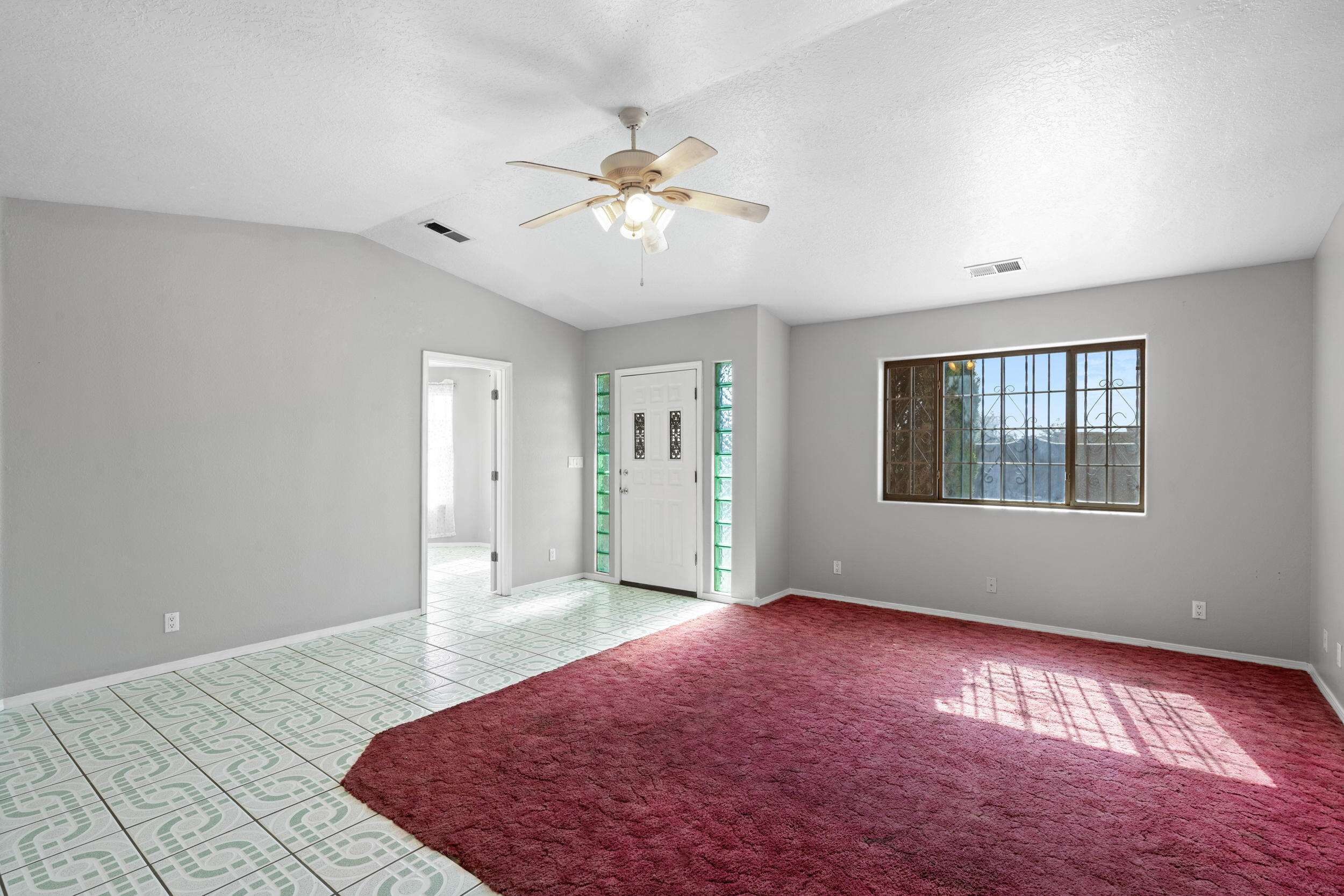 505 VALPLANO Road SE