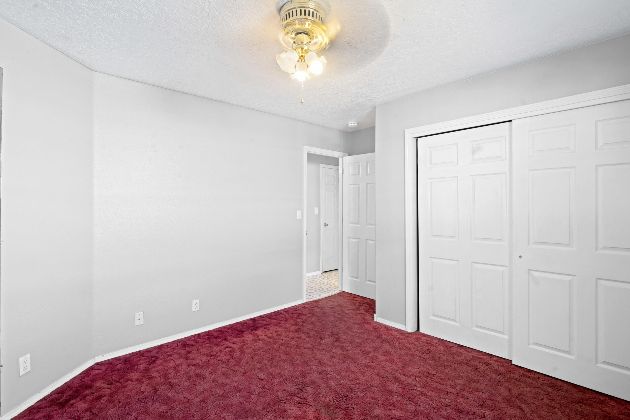 505 VALPLANO Road SE