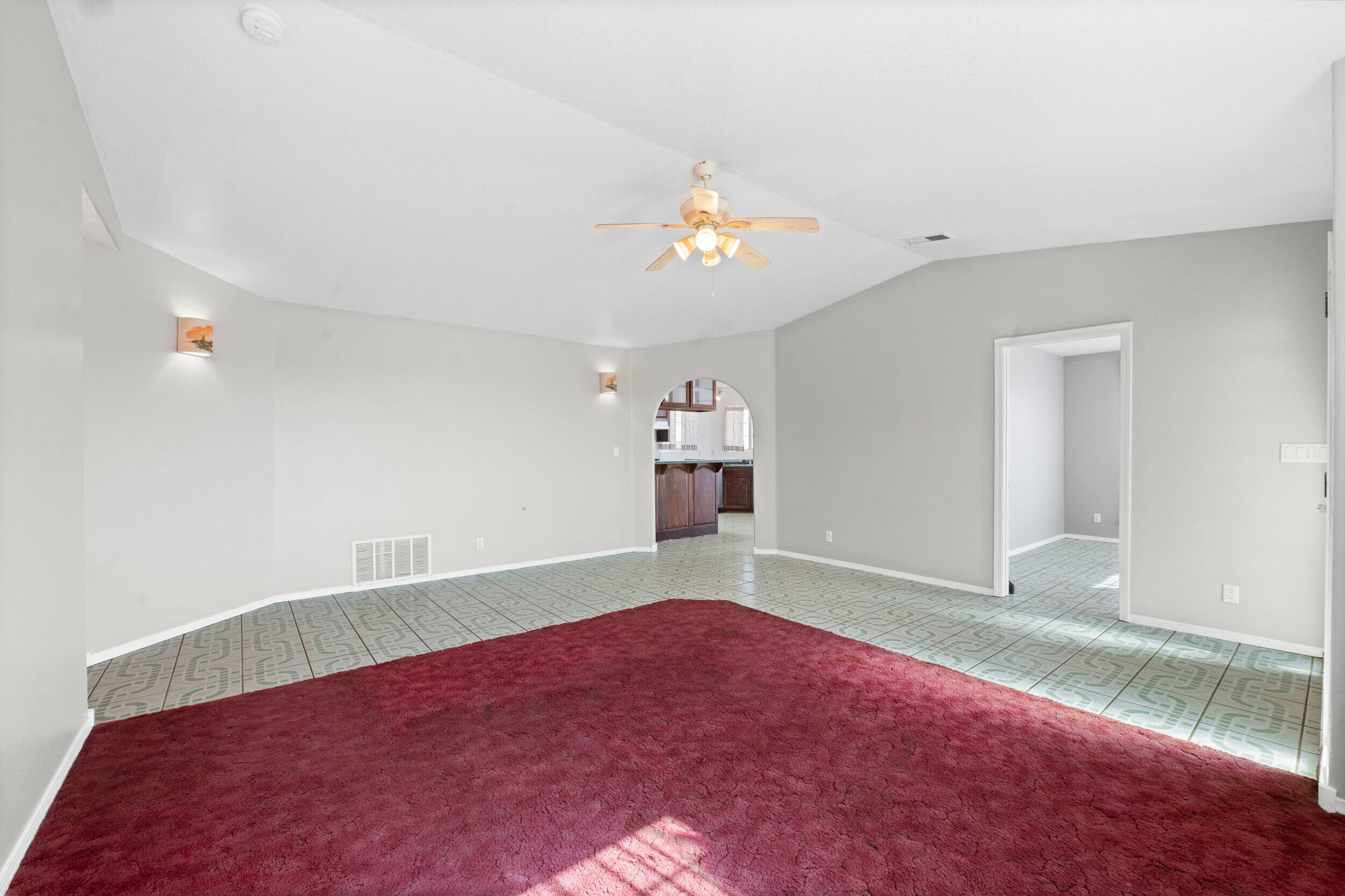 505 VALPLANO Road SE