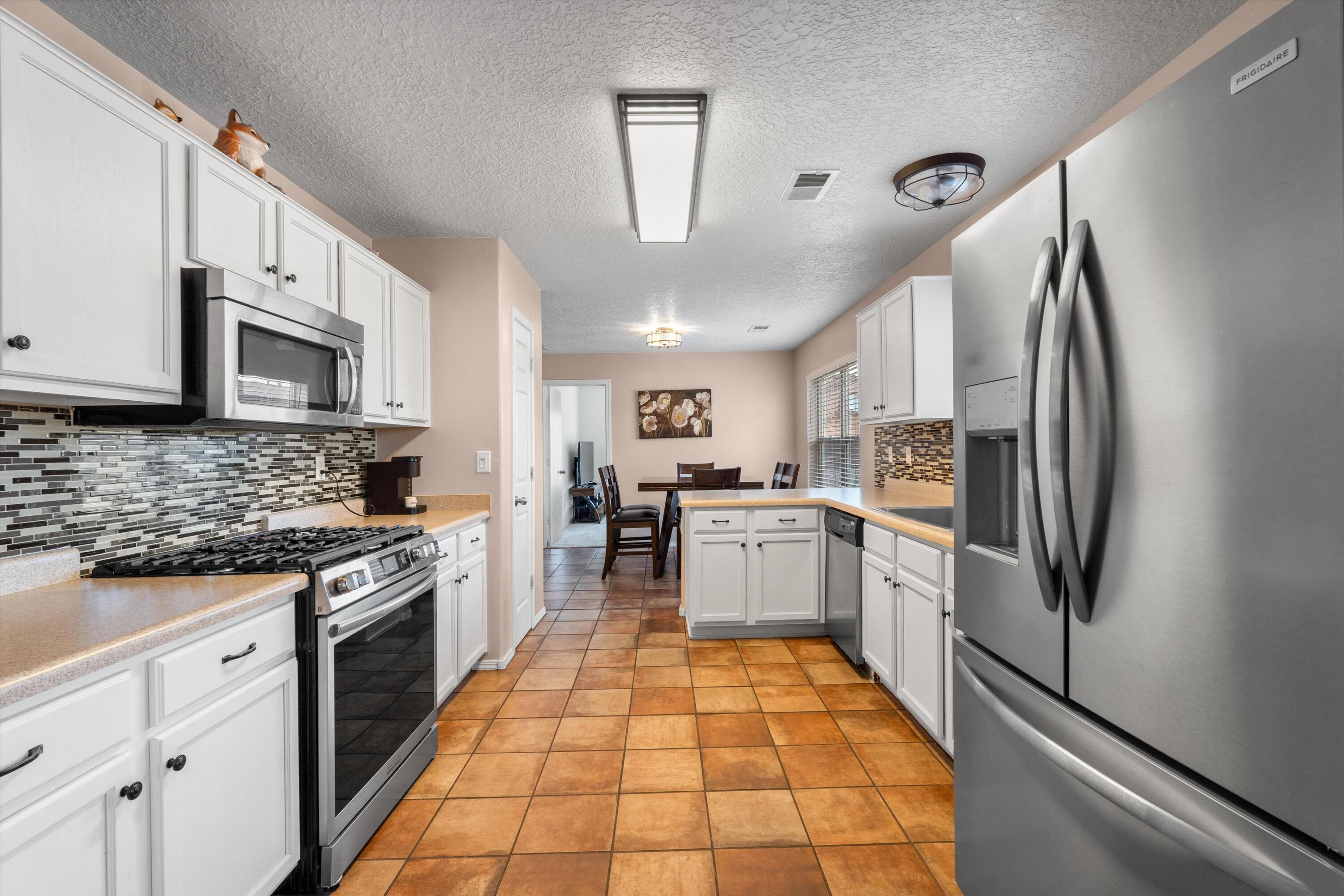 4320 ENFIELD Court SW