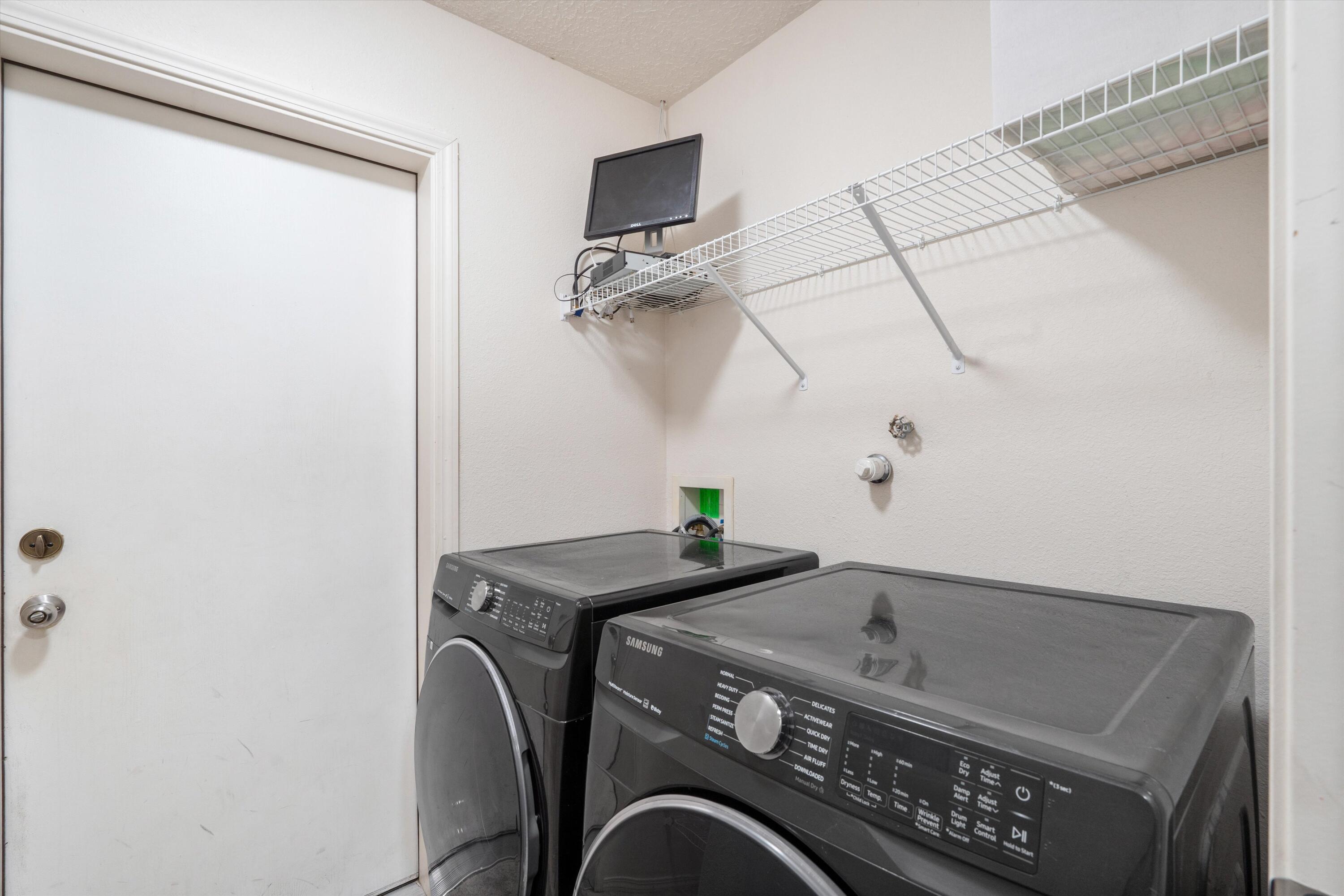 4320 ENFIELD Court SW