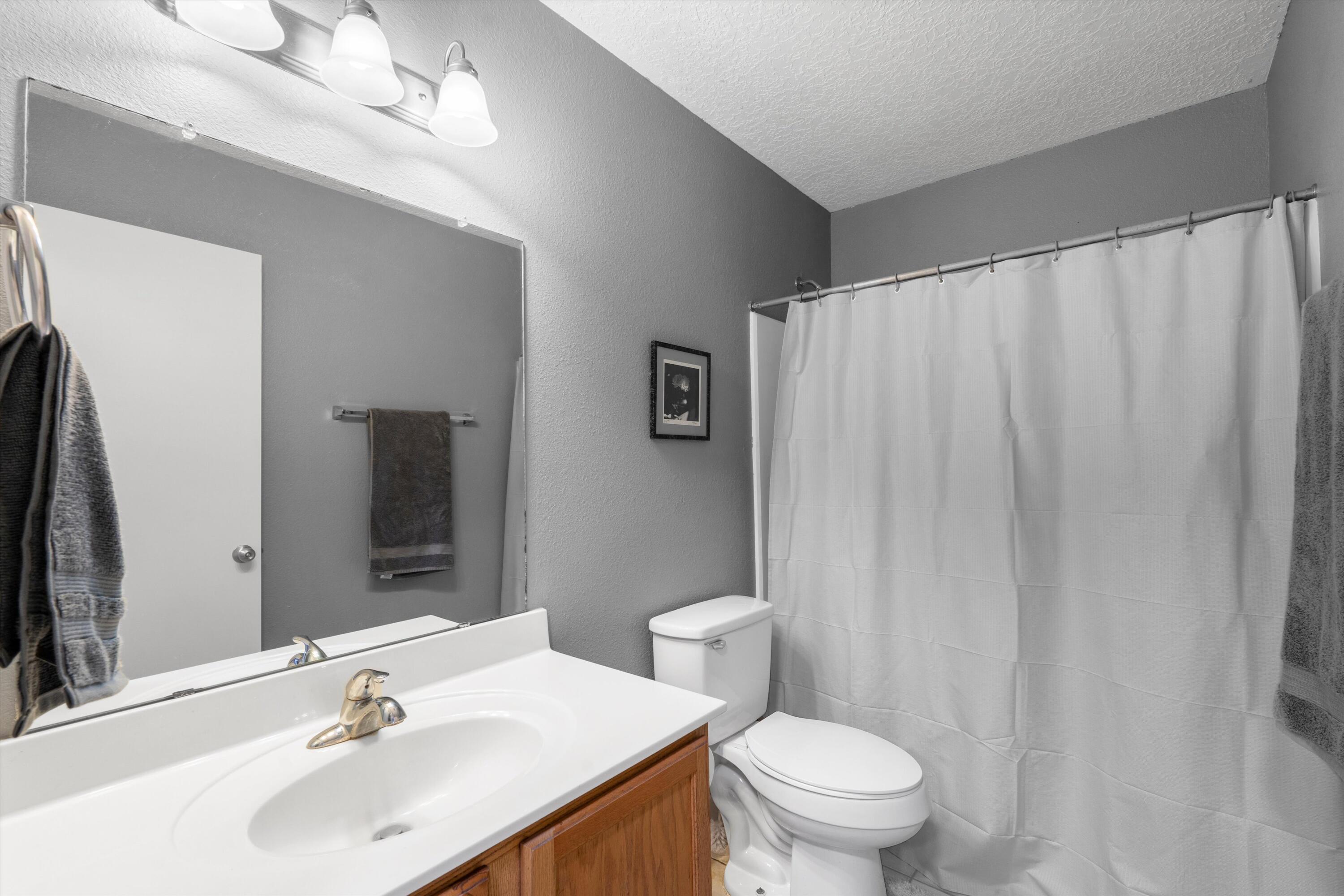 4320 ENFIELD Court SW