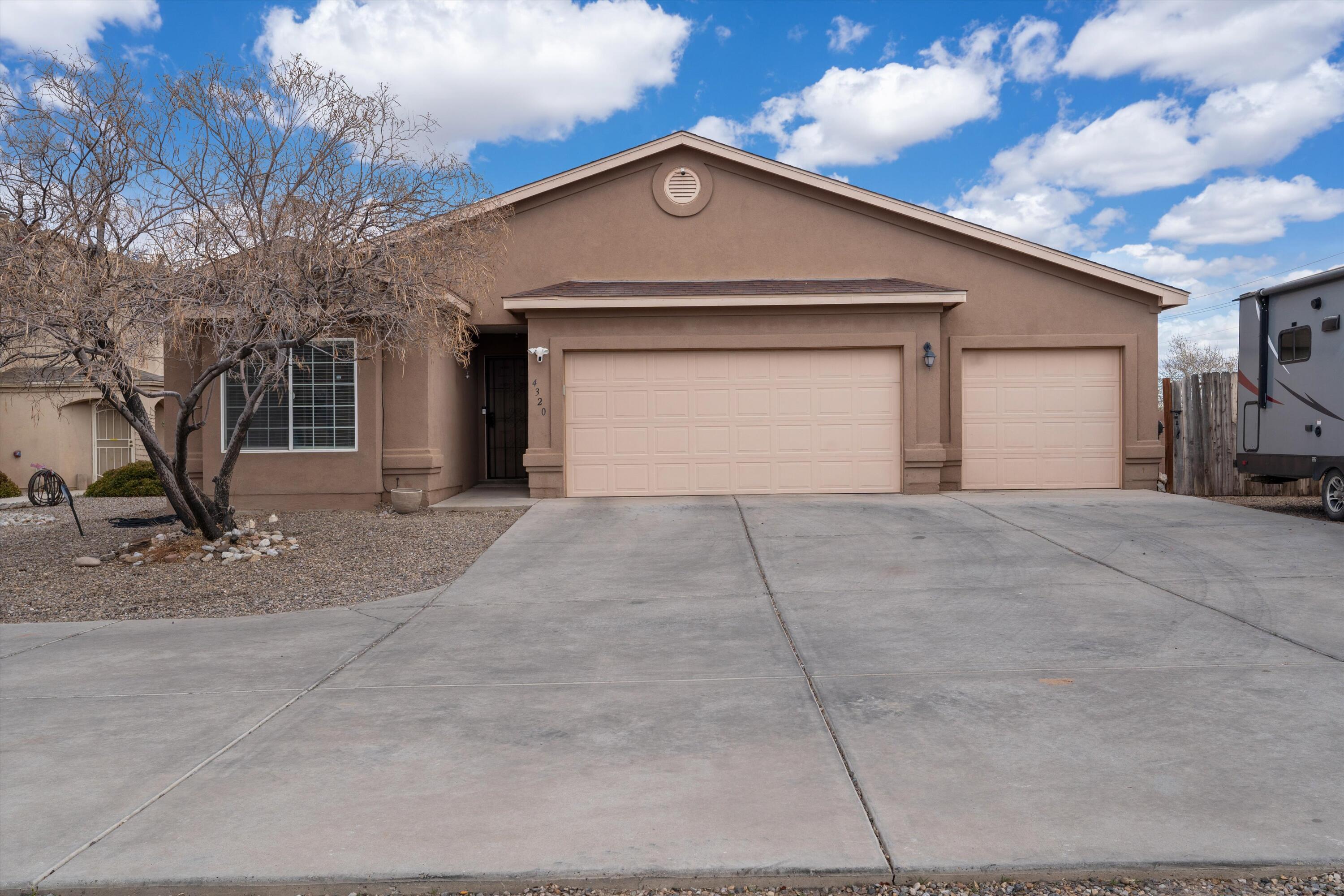 4320 ENFIELD Court SW