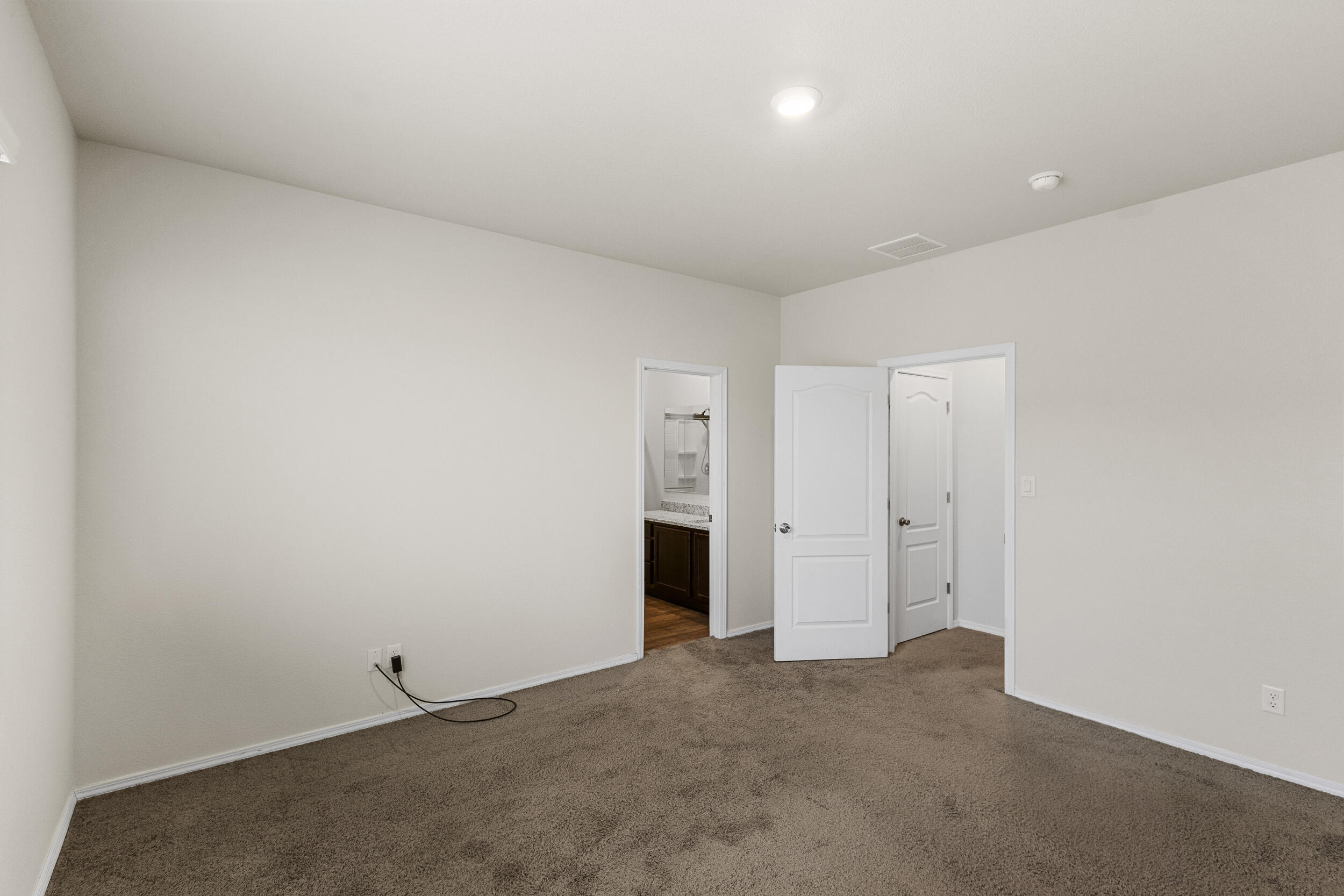 3441 OREGON TRAIL Road NE