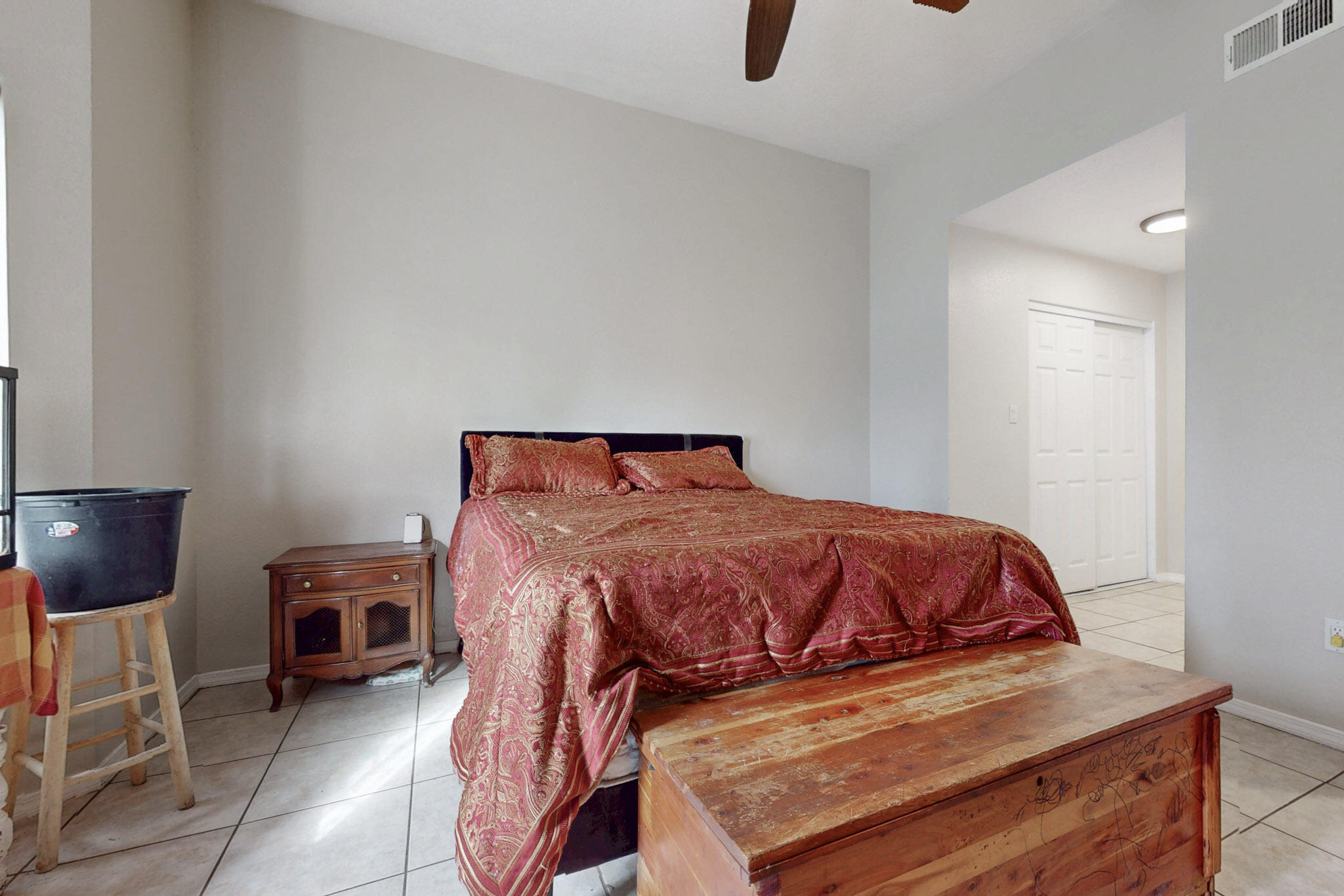 7805 PINEWOOD Drive NW