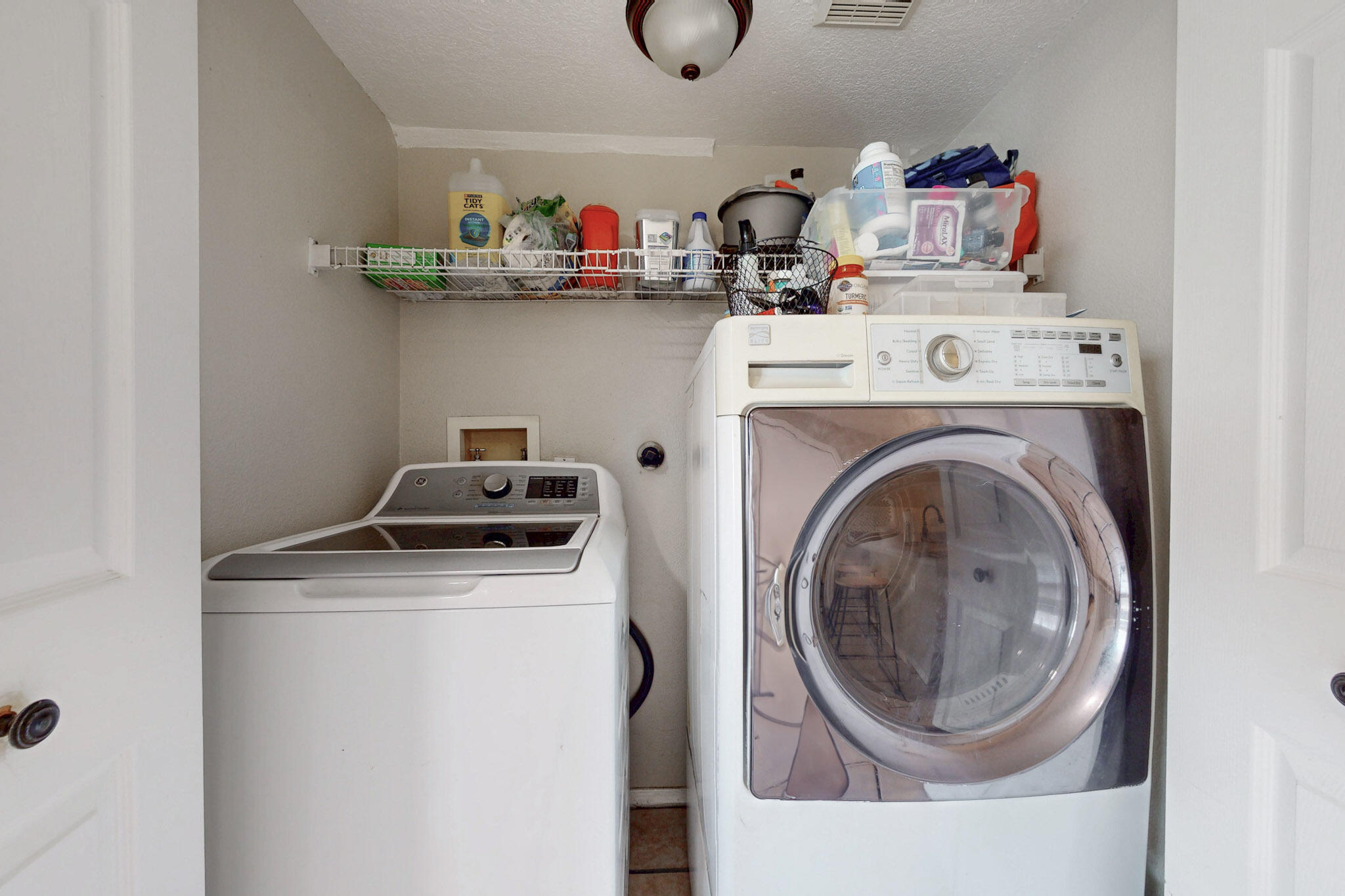 7805 PINEWOOD Drive NW