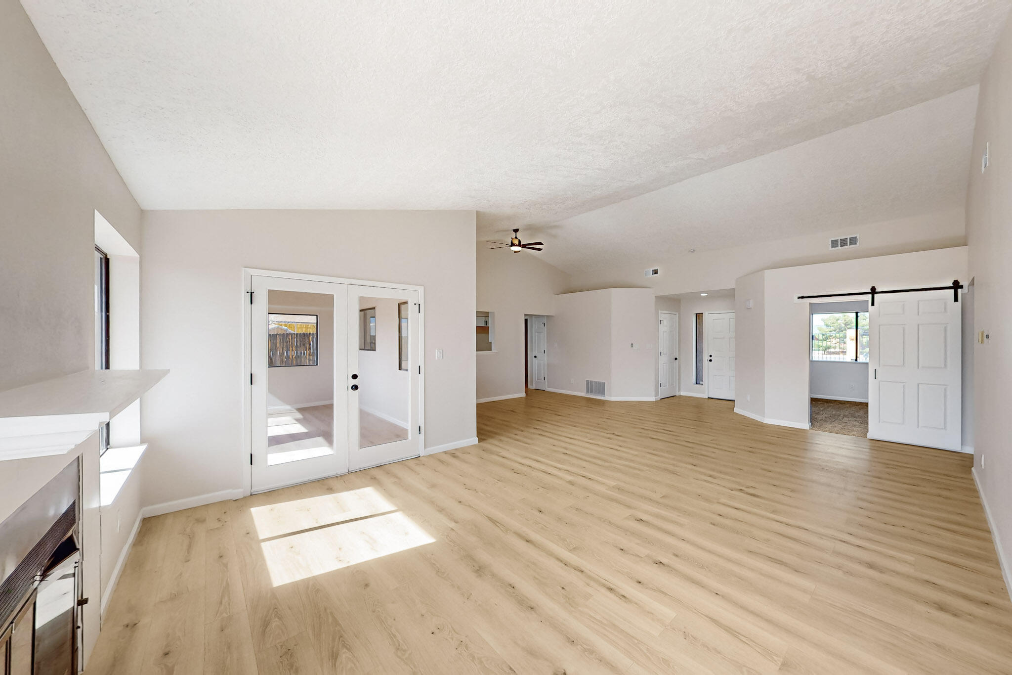 10501 LUTES Court NW