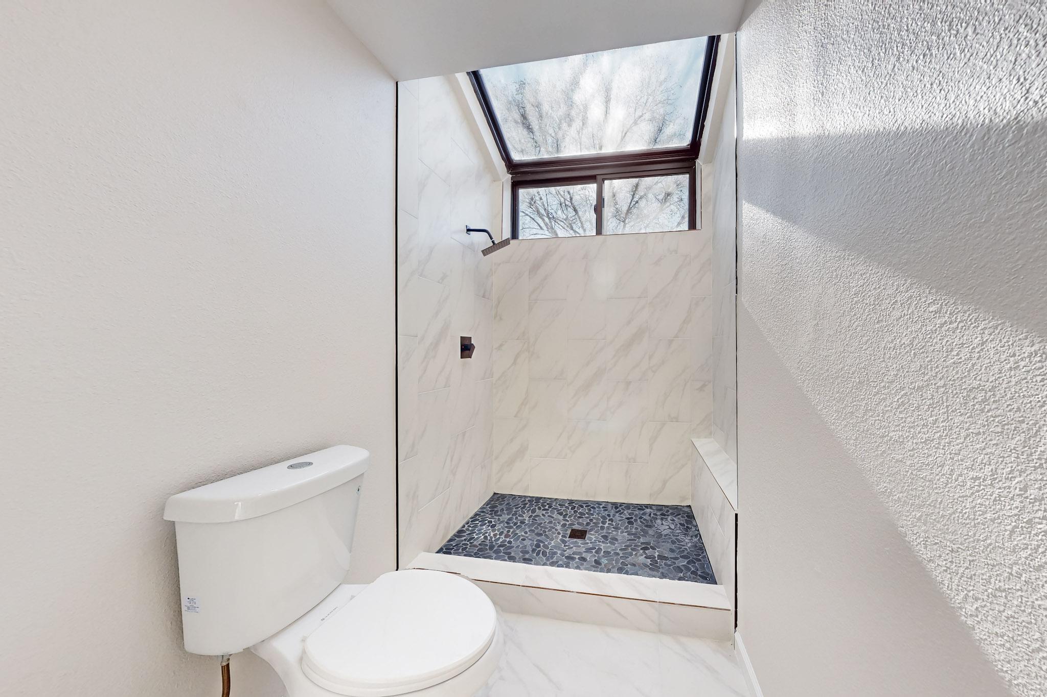 10501 LUTES Court NW