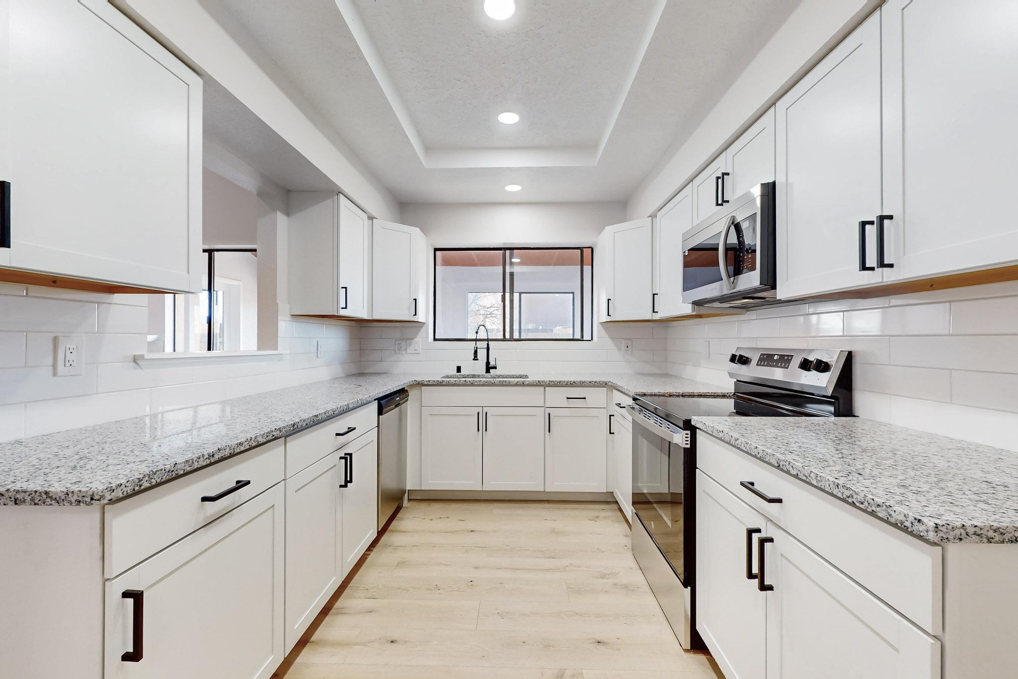 10501 LUTES Court NW