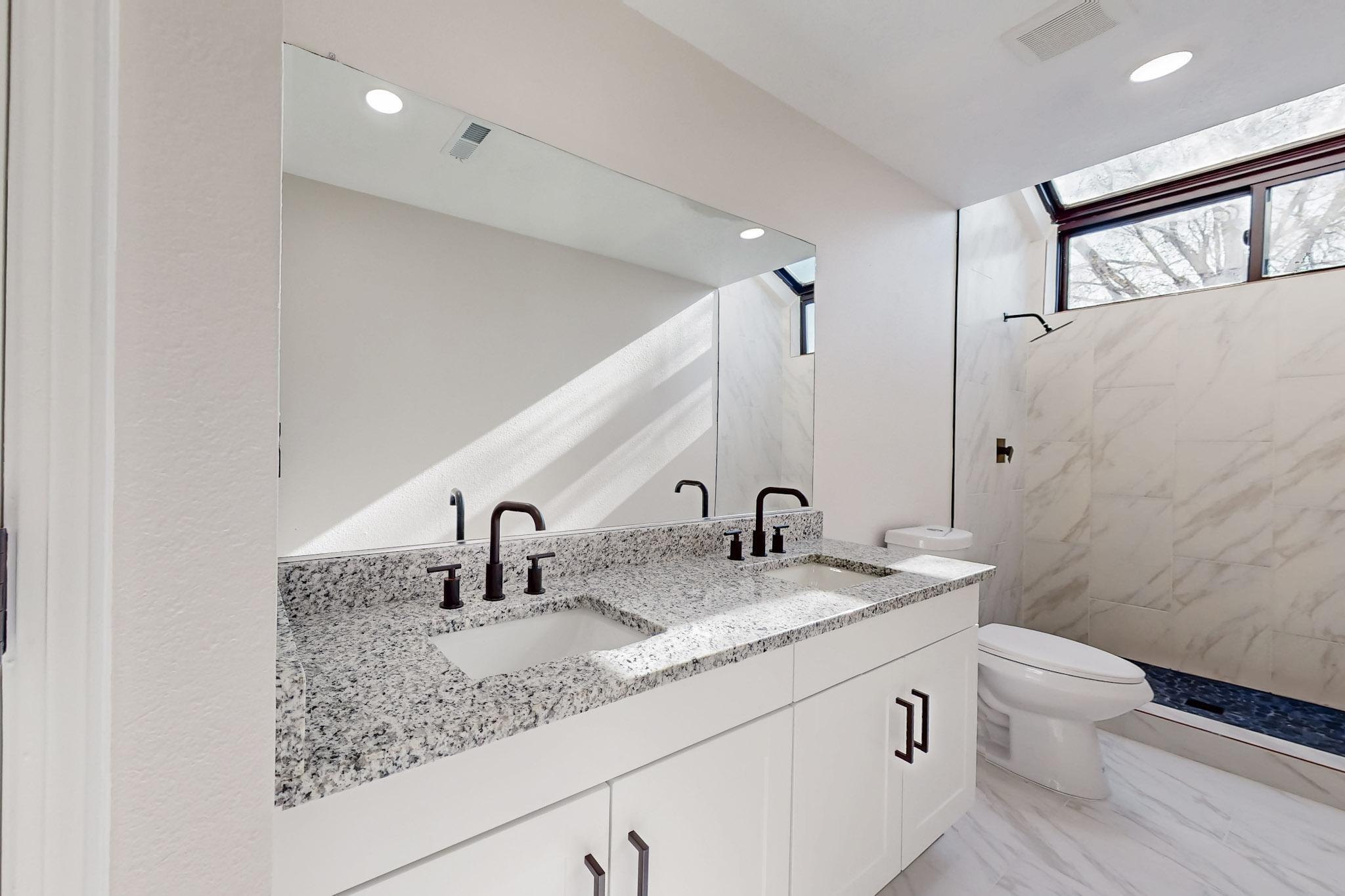 10501 LUTES Court NW