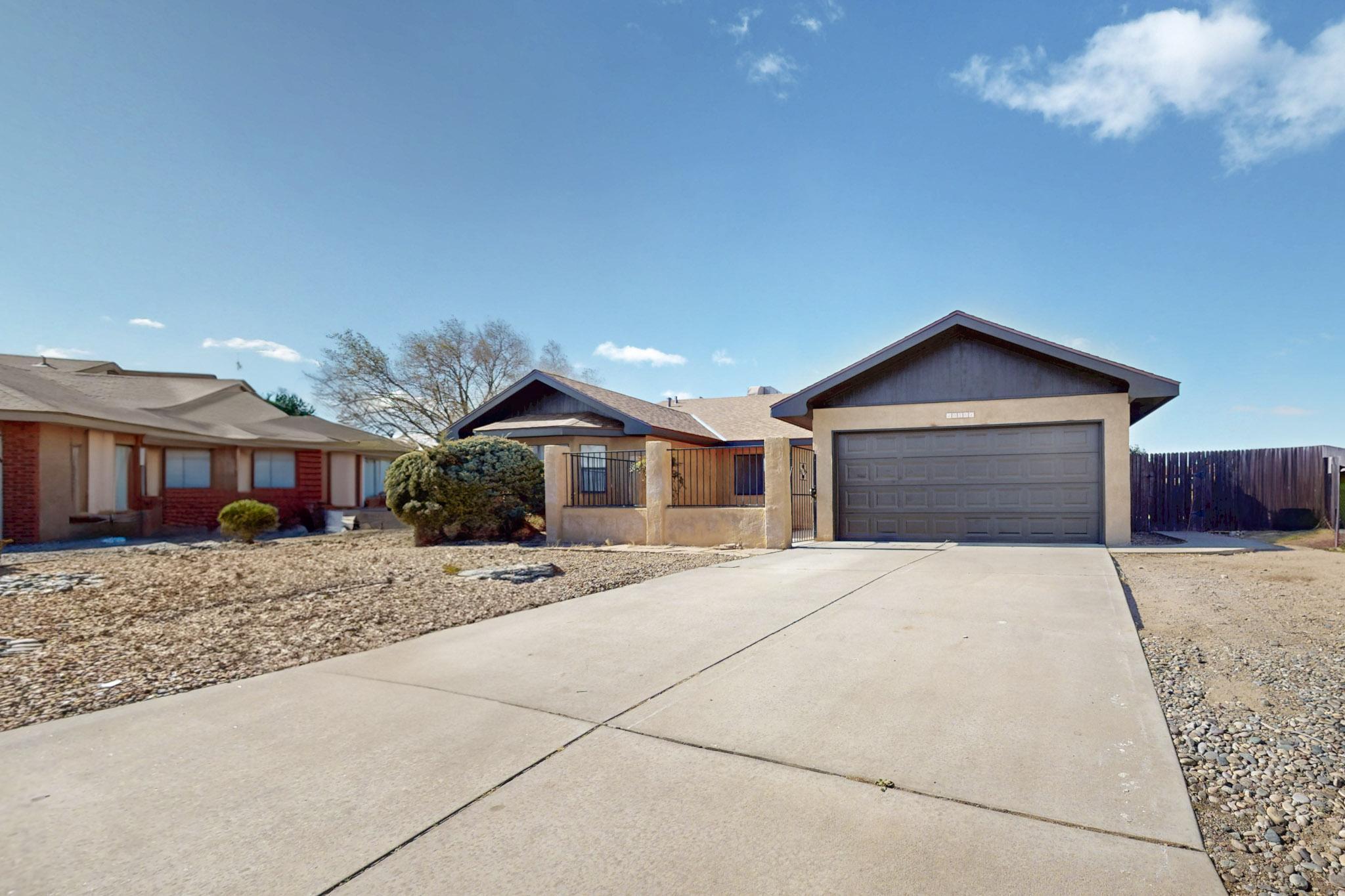 10501 LUTES Court NW