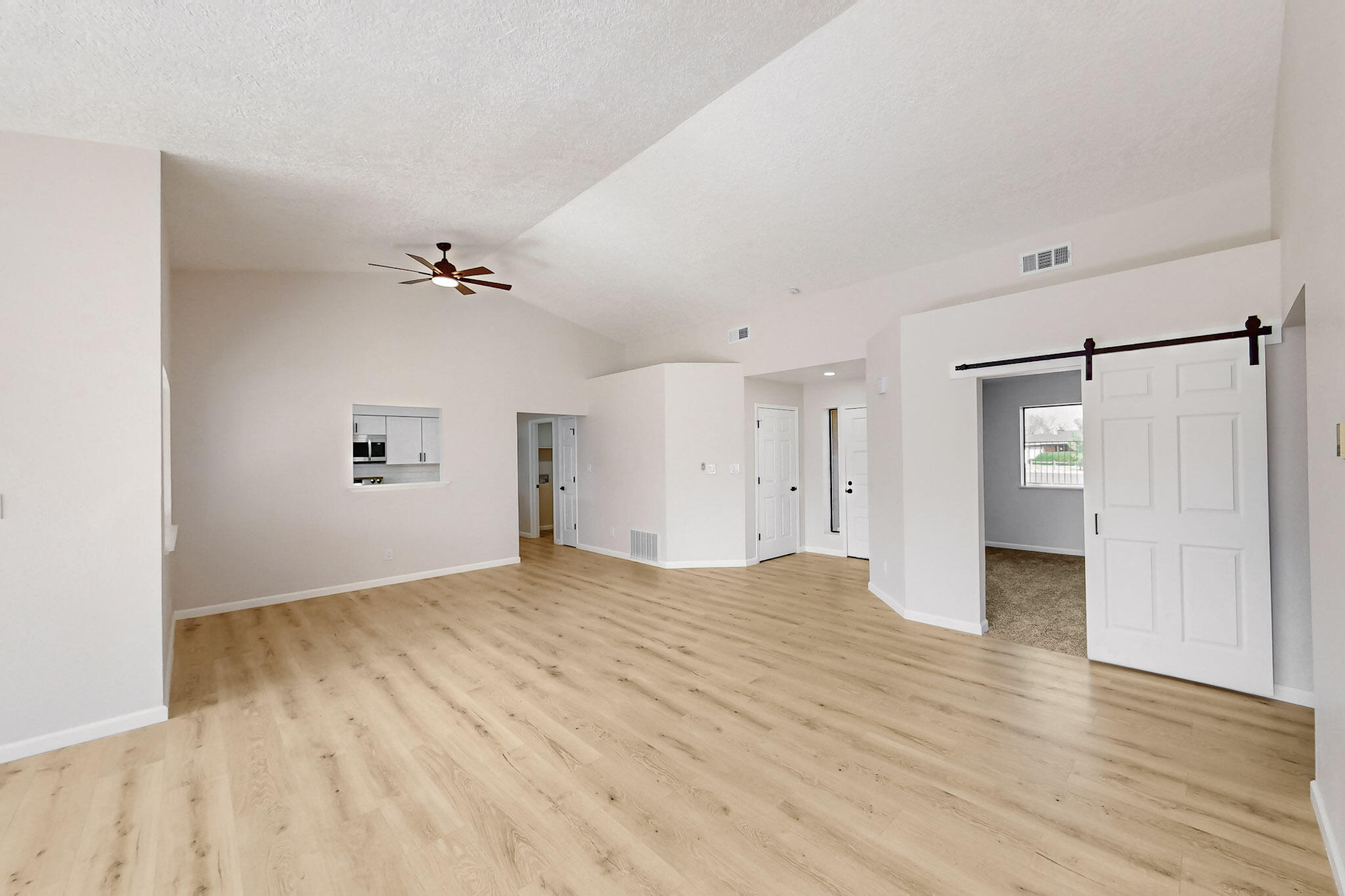 10501 LUTES Court NW