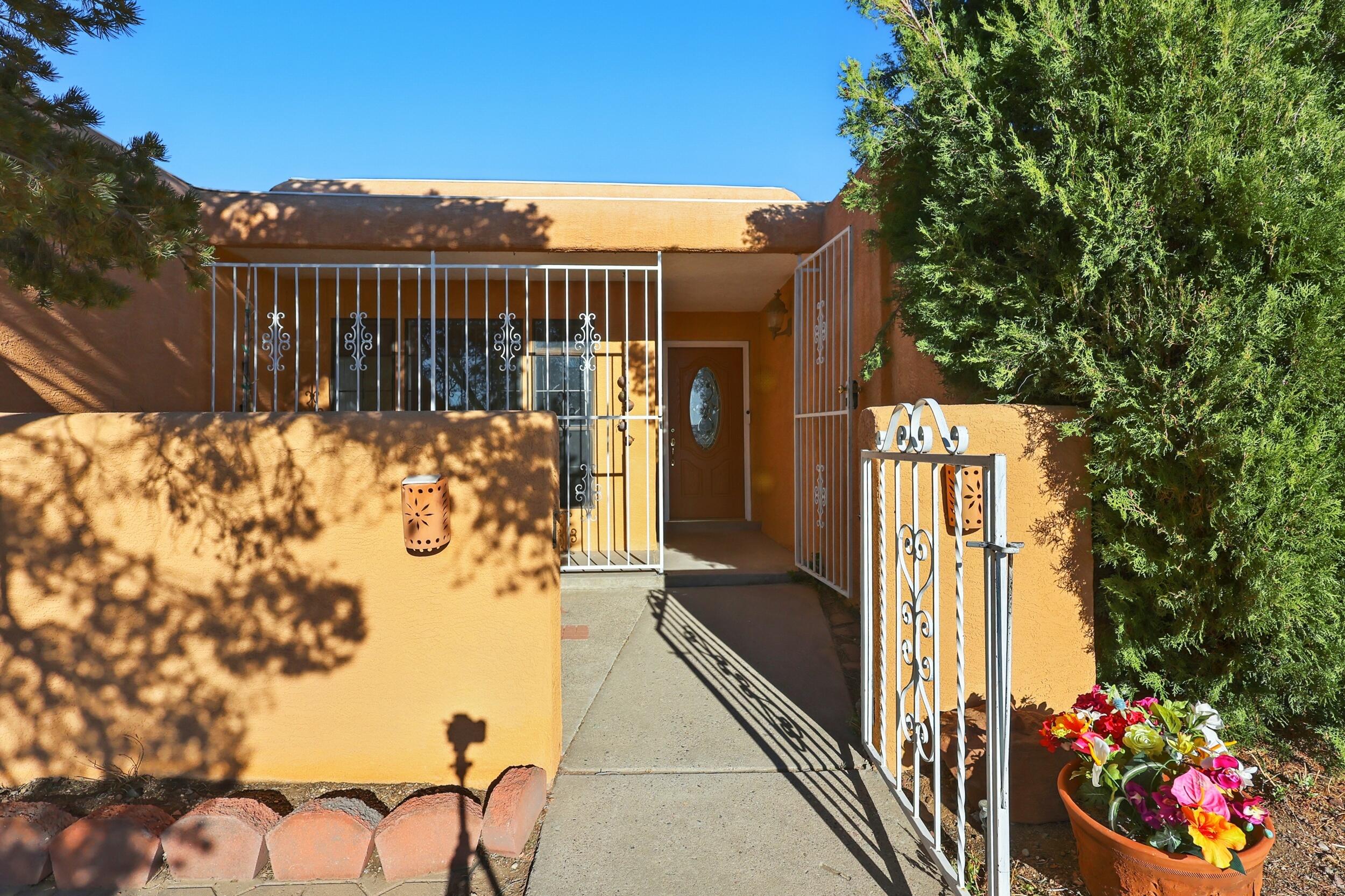 4016 LARA Drive NE