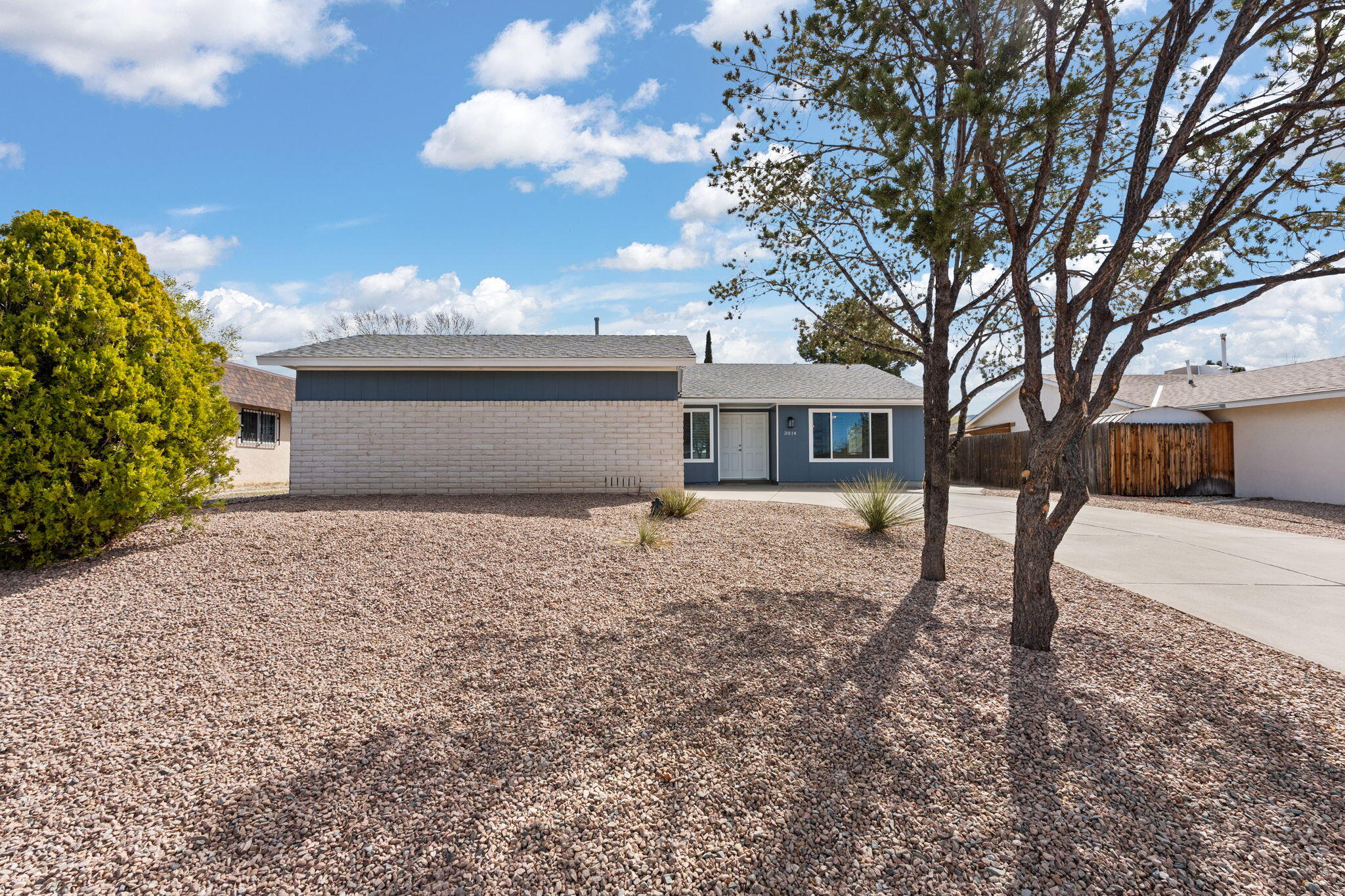 3814 ESPEJO Street NE