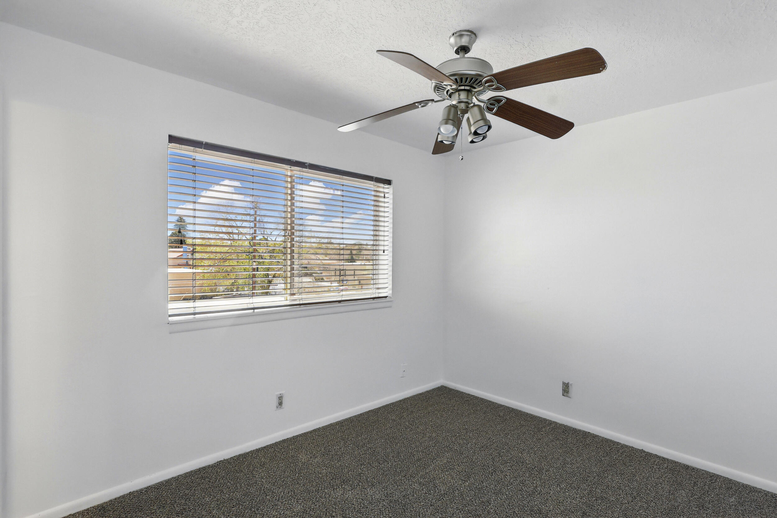 351 WASHINGTON Street SE 200