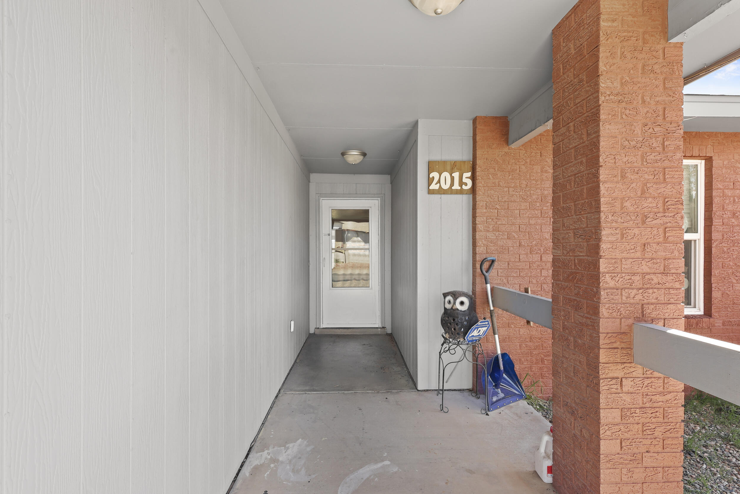 2015 Zaragoza Road SE