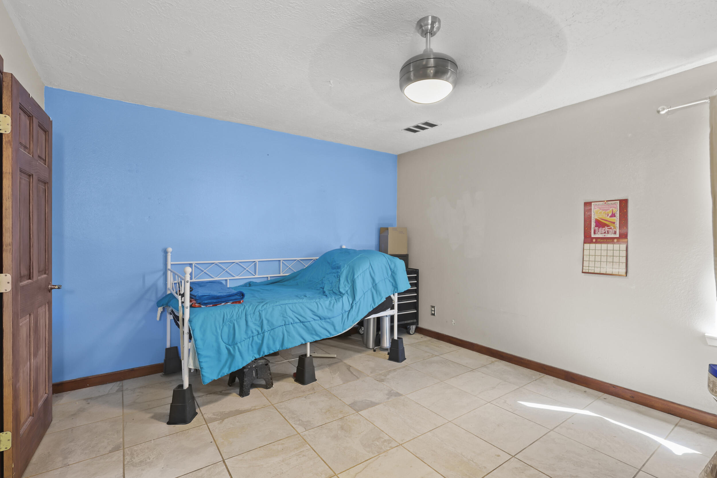 2015 Zaragoza Road SE