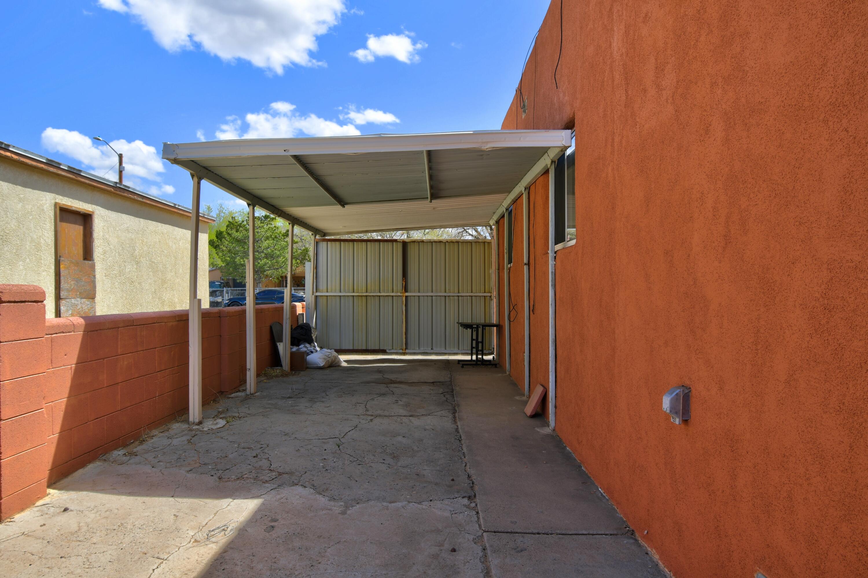 405 RHODE ISLAND Street NE