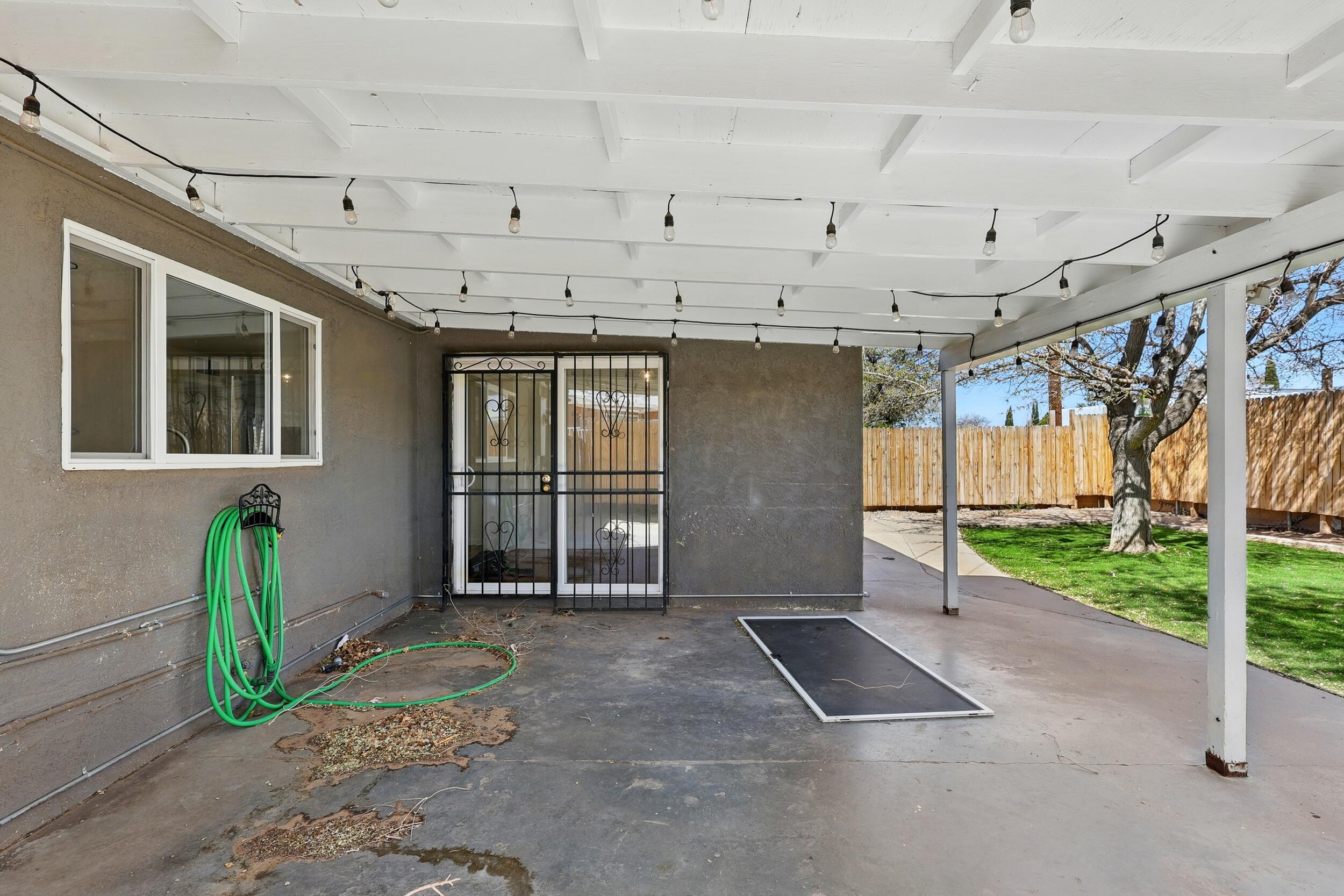 9925 Leyendecker Road NE
