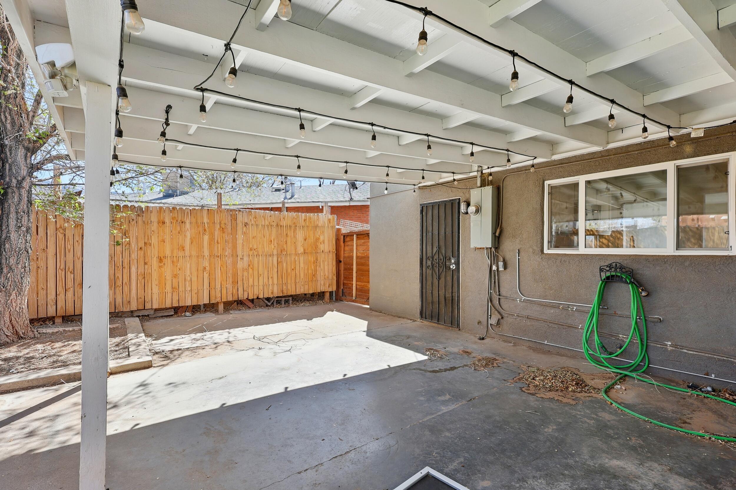 9925 Leyendecker Road NE