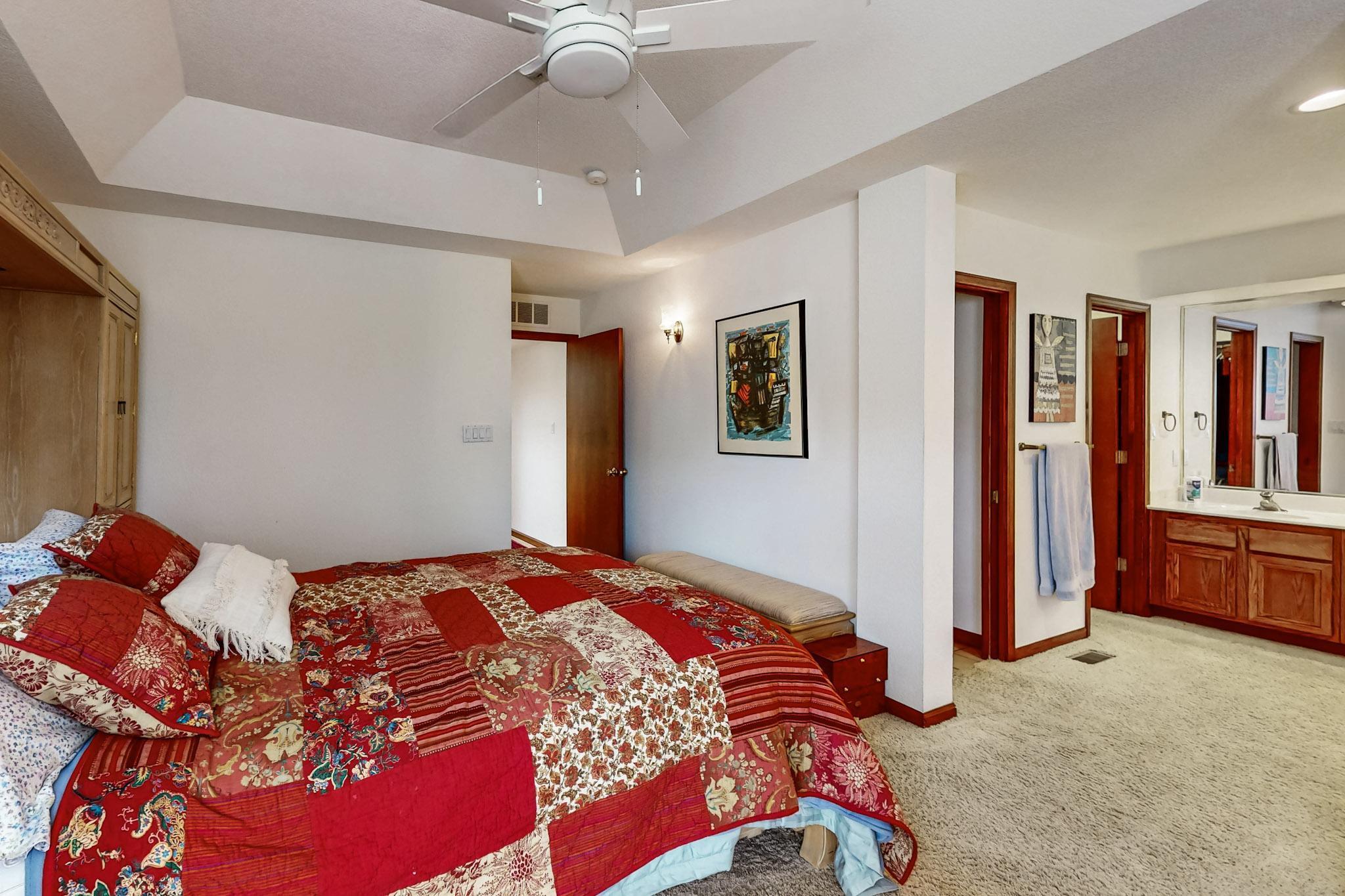 8601 Canyon Run Road NE