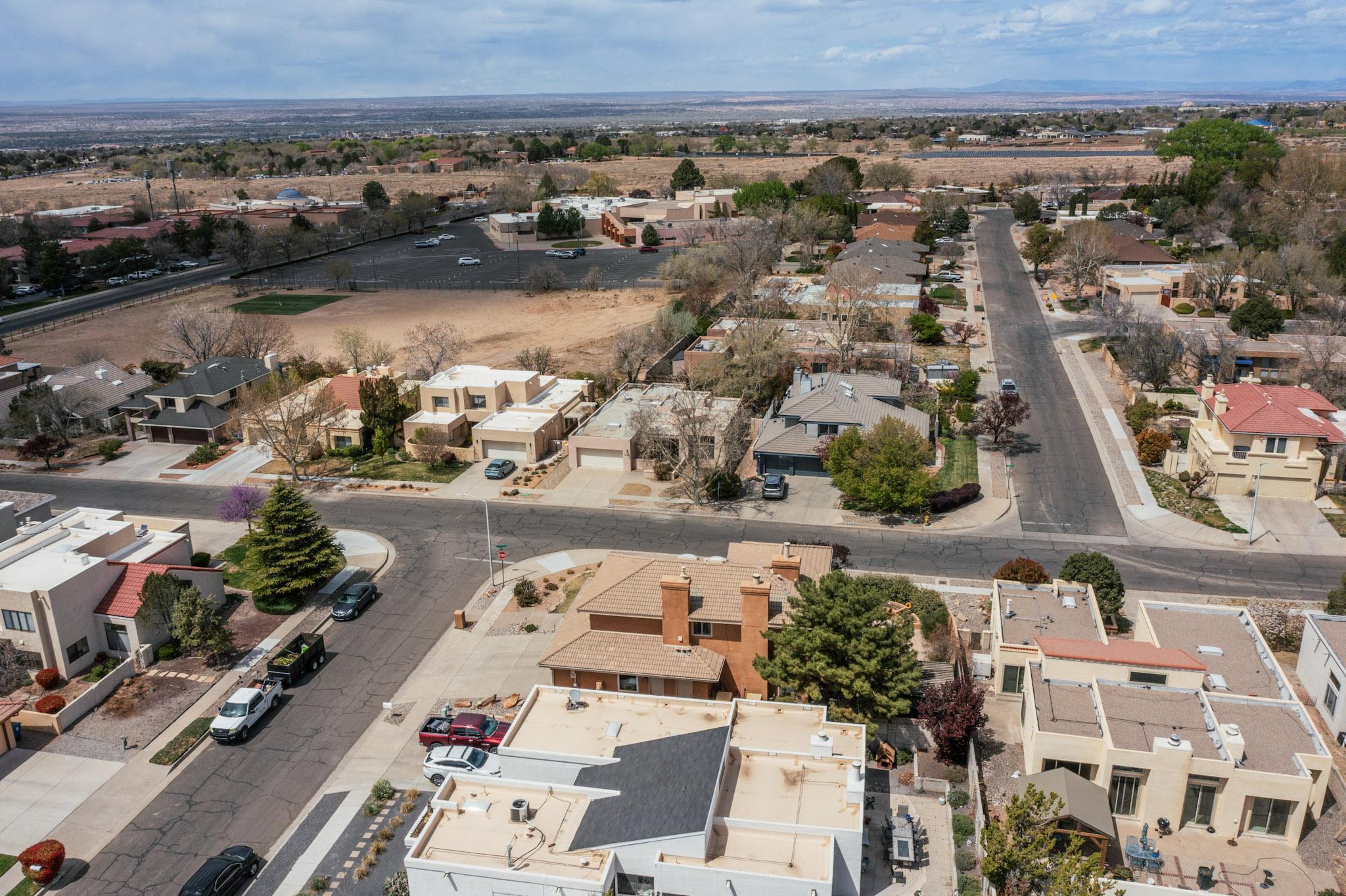 8601 Canyon Run Road NE