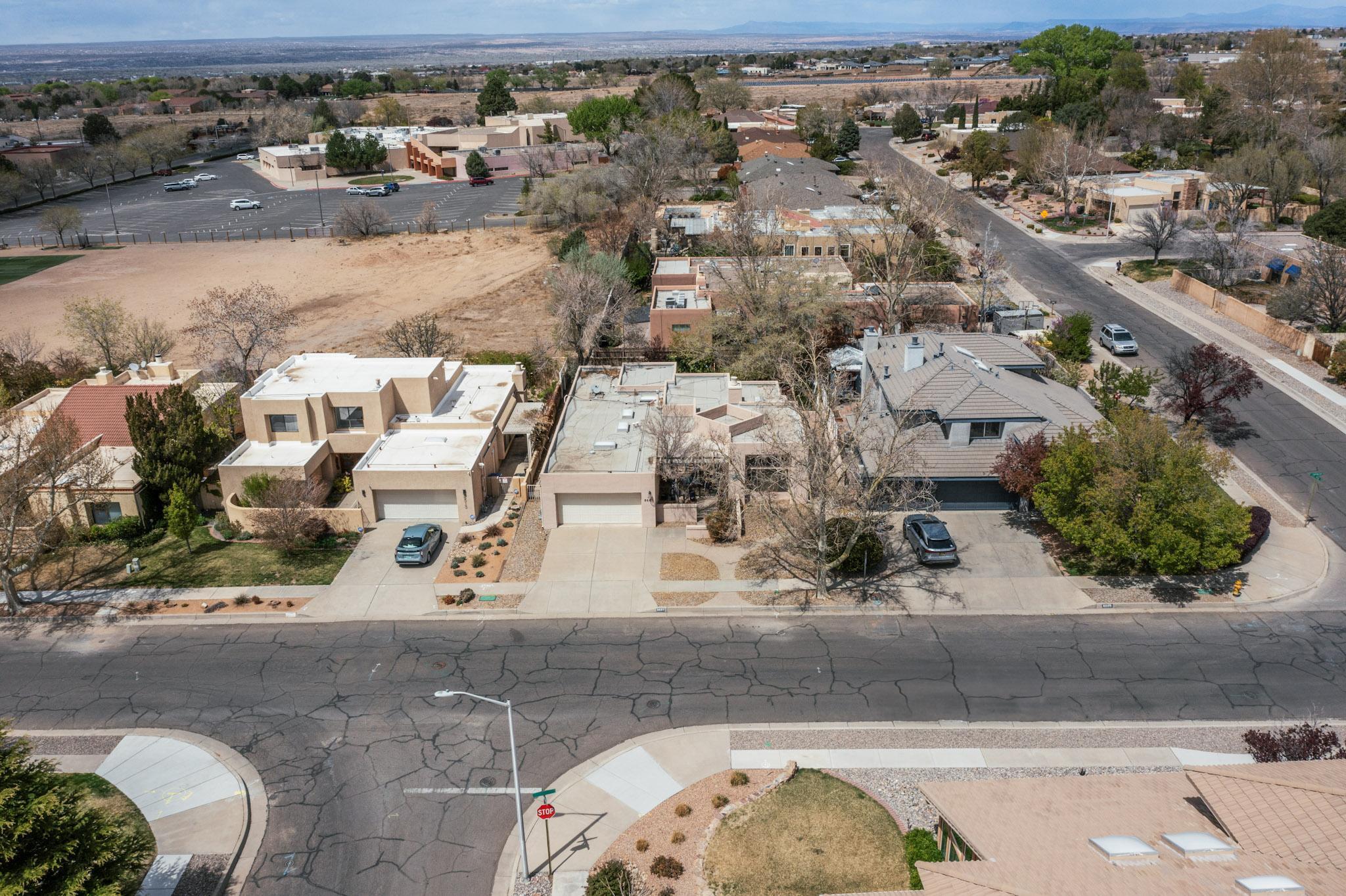 8601 Canyon Run Road NE