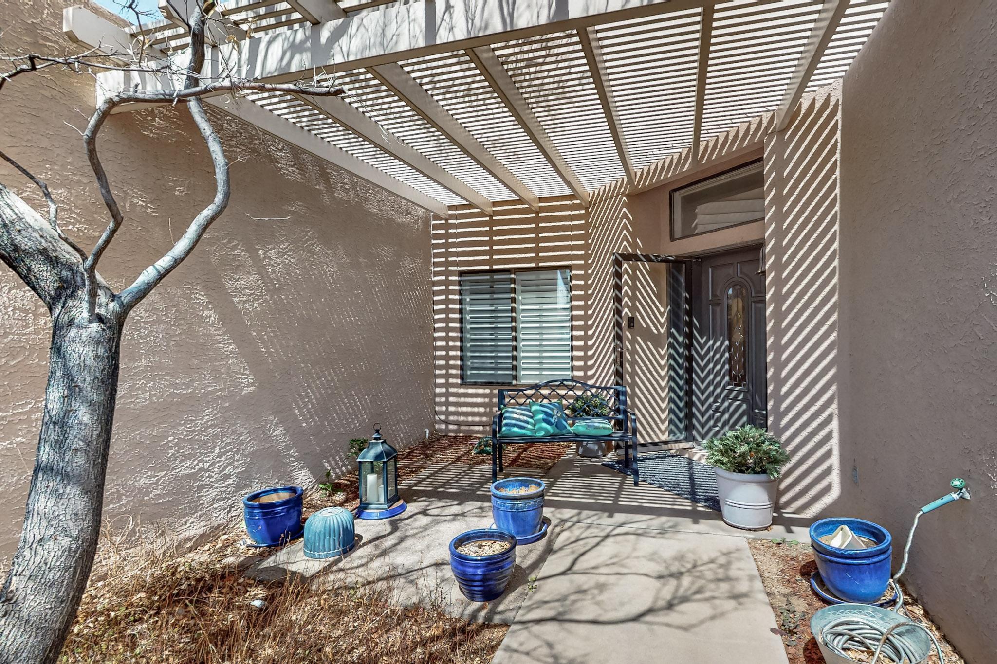 8601 Canyon Run Road NE