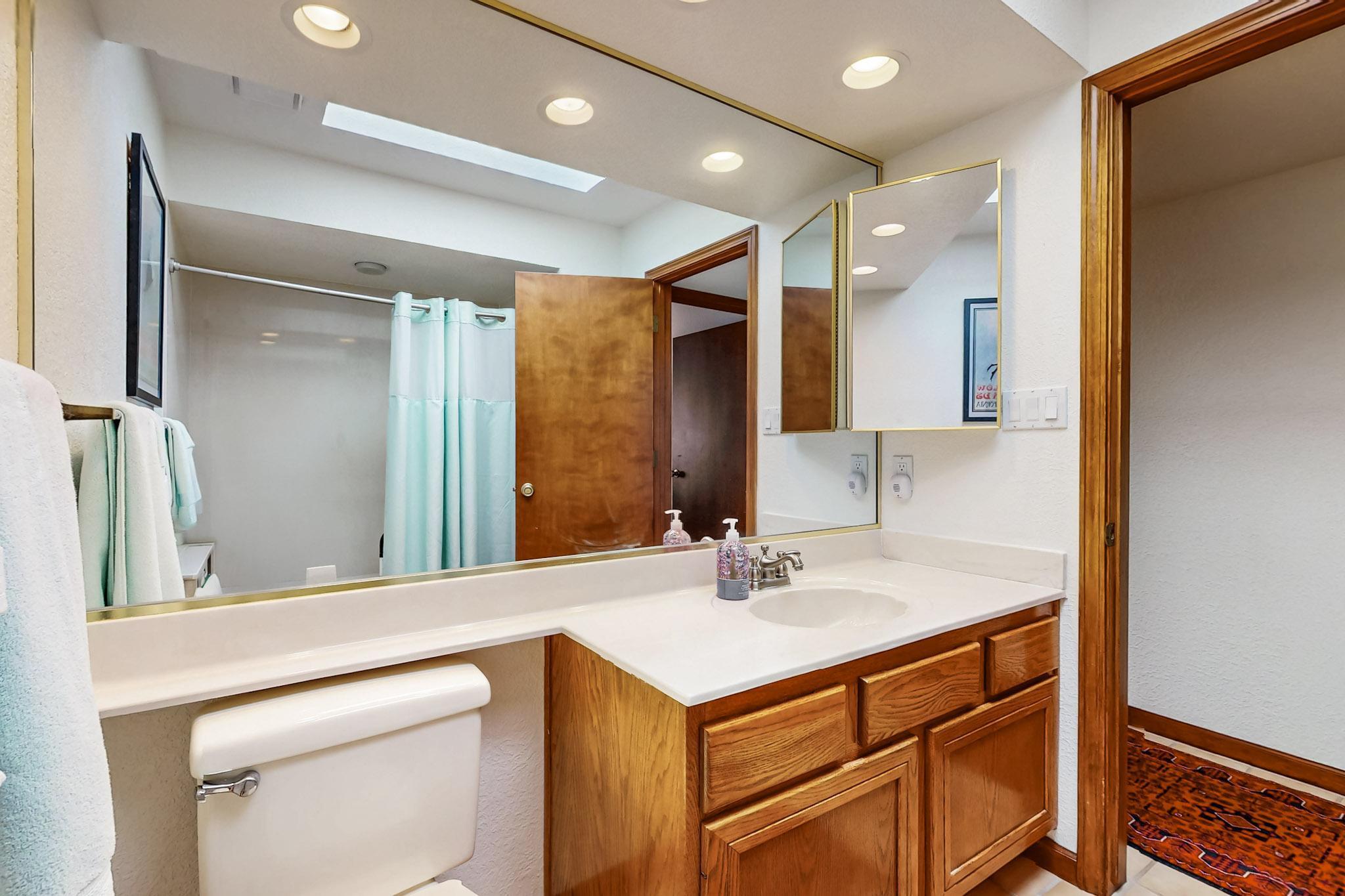 8601 Canyon Run Road NE