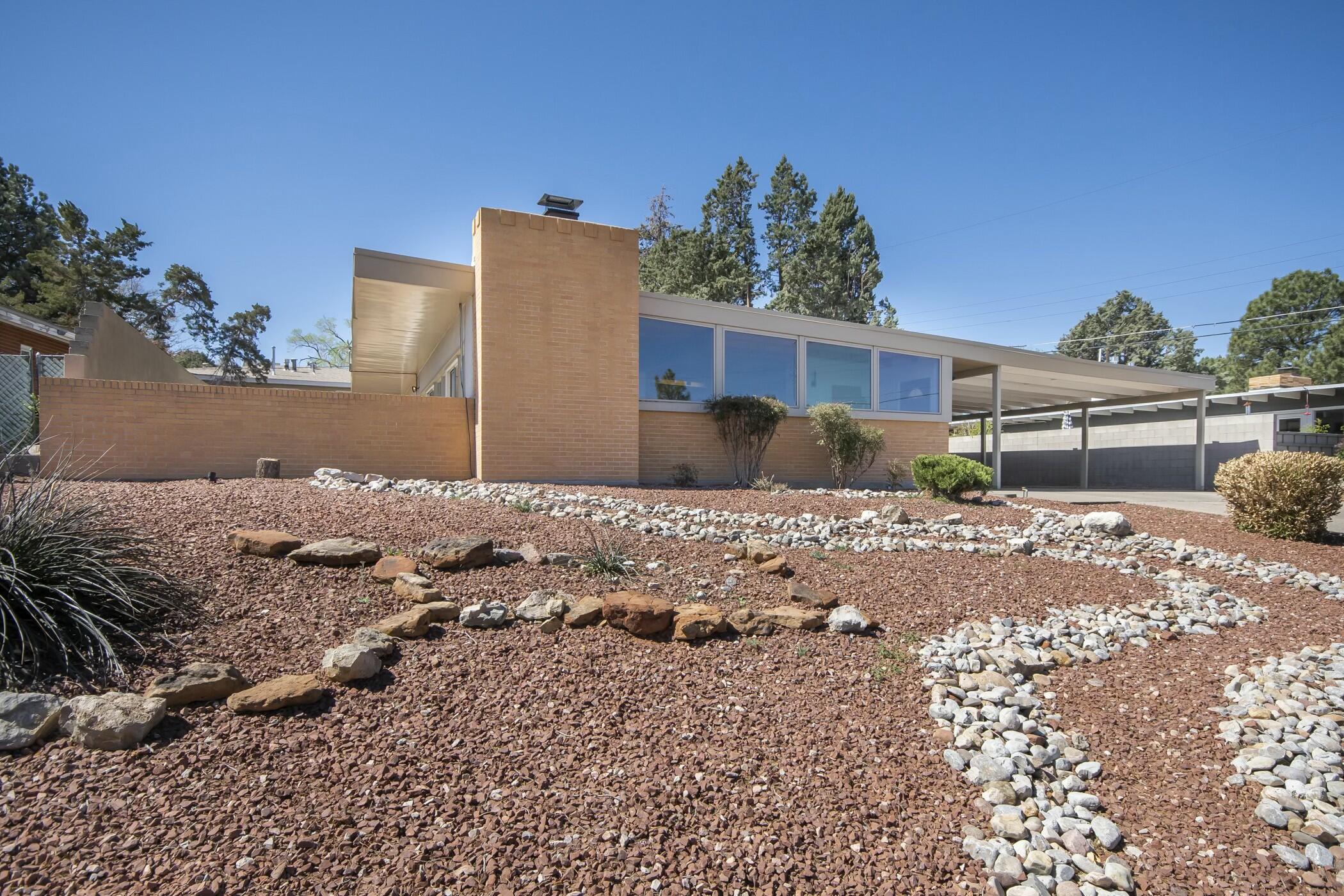 4914 ROYENE Avenue NE