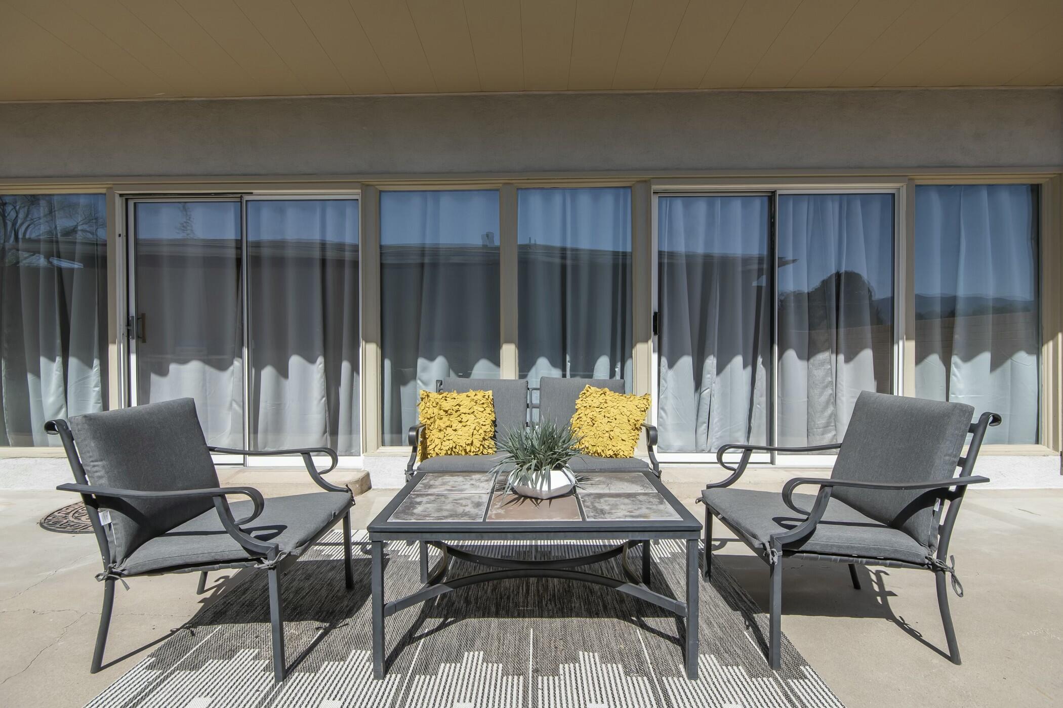 4914 ROYENE Avenue NE