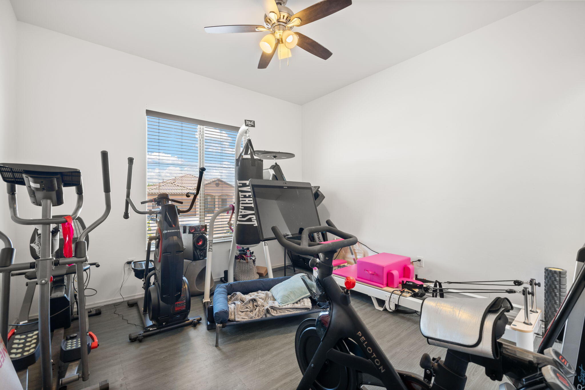 10809 OLYMPIC Street NW