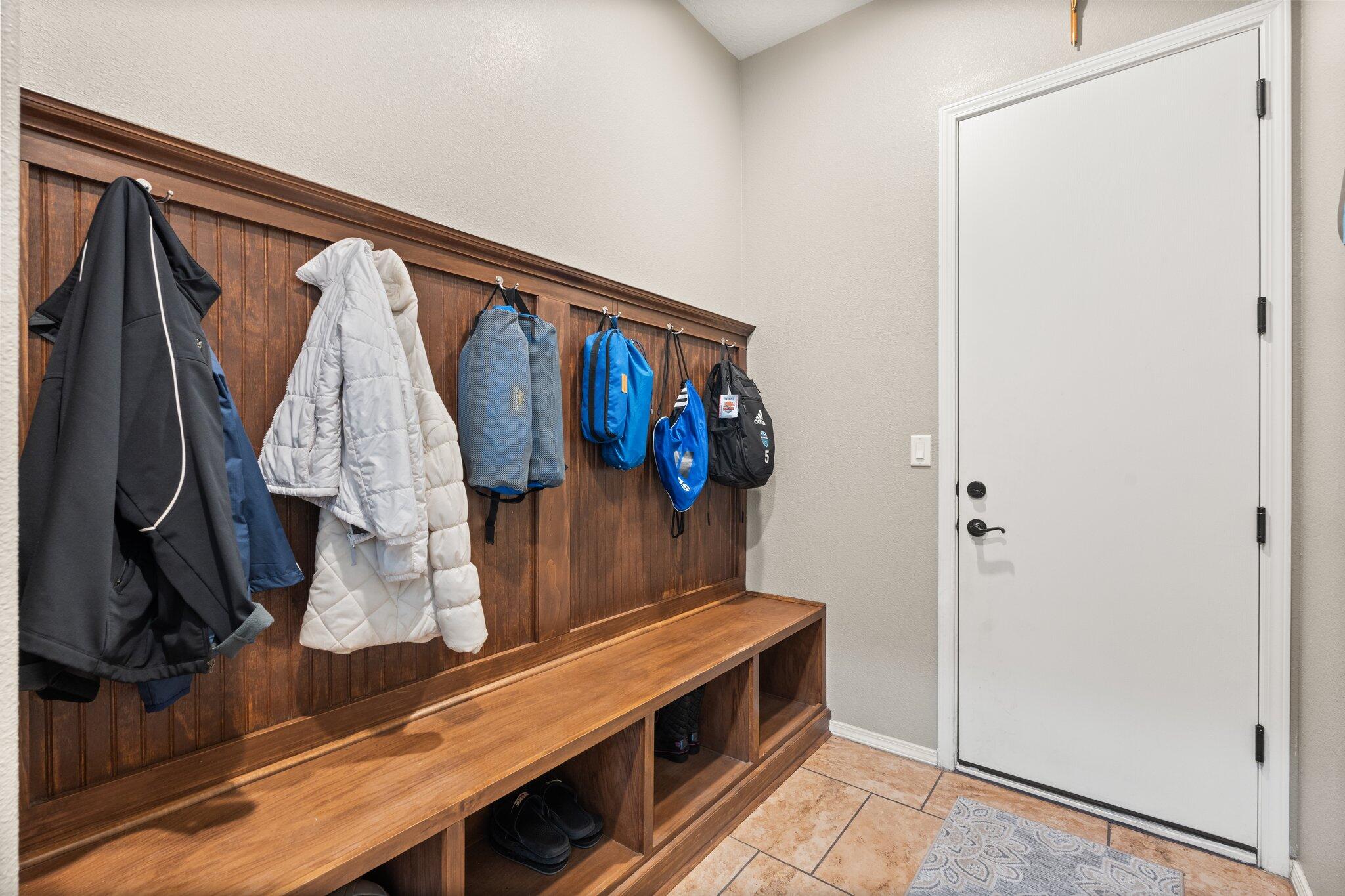 6816 LARGO VISTA Street NW