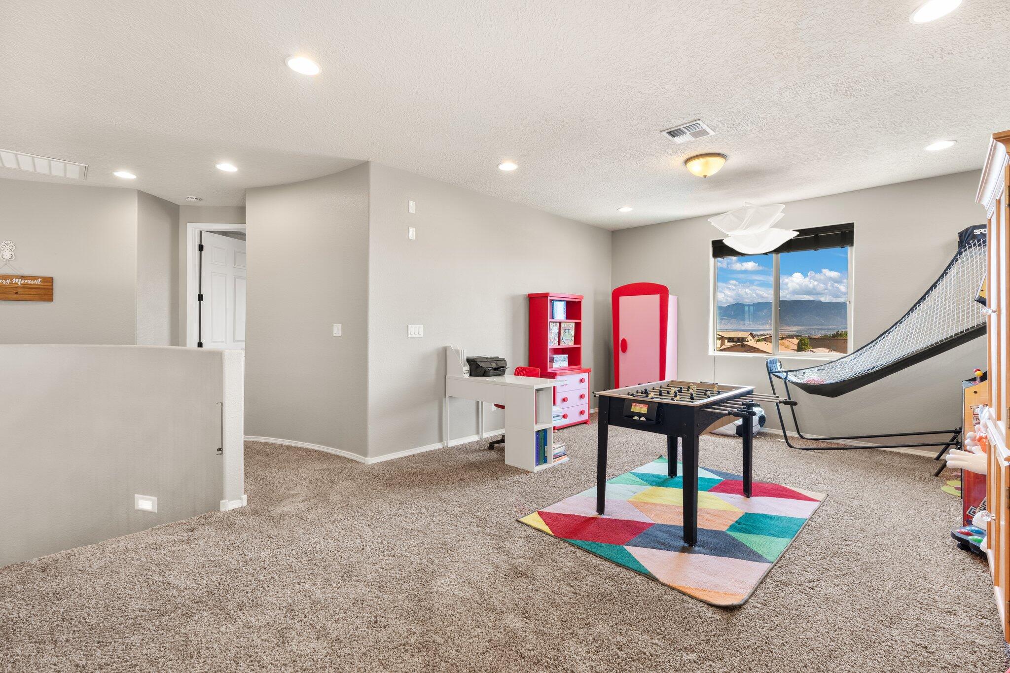 6816 LARGO VISTA Street NW